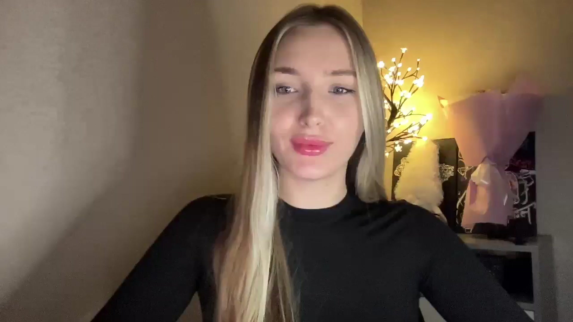 Gallery image thumbnail from My_Diana's myfreecams stream on, 11/22/2024, 21:50 image 1 of 20