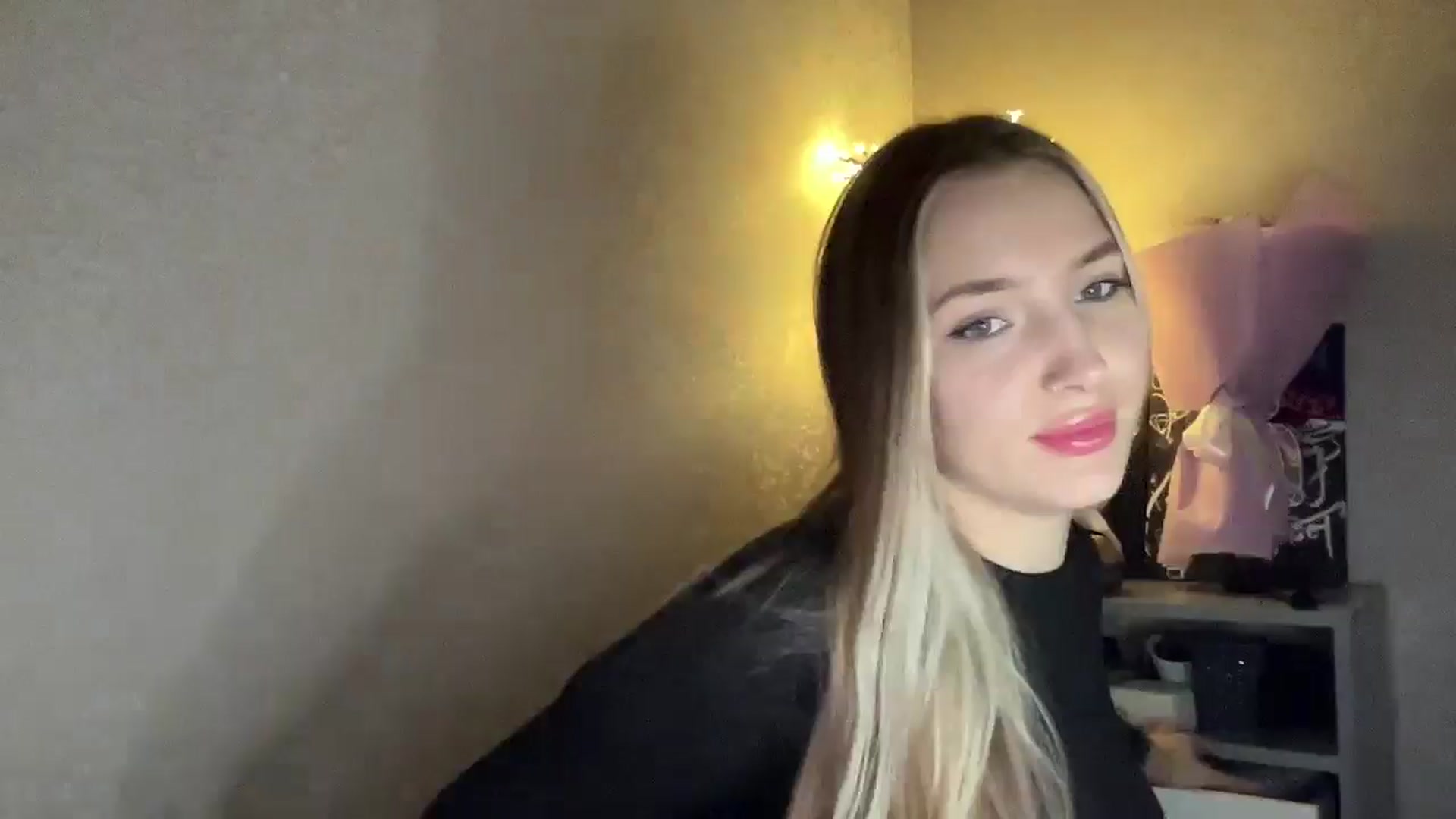 Gallery image thumbnail from My_Diana's myfreecams stream on, 11/22/2024, 21:50 image 20 of 20