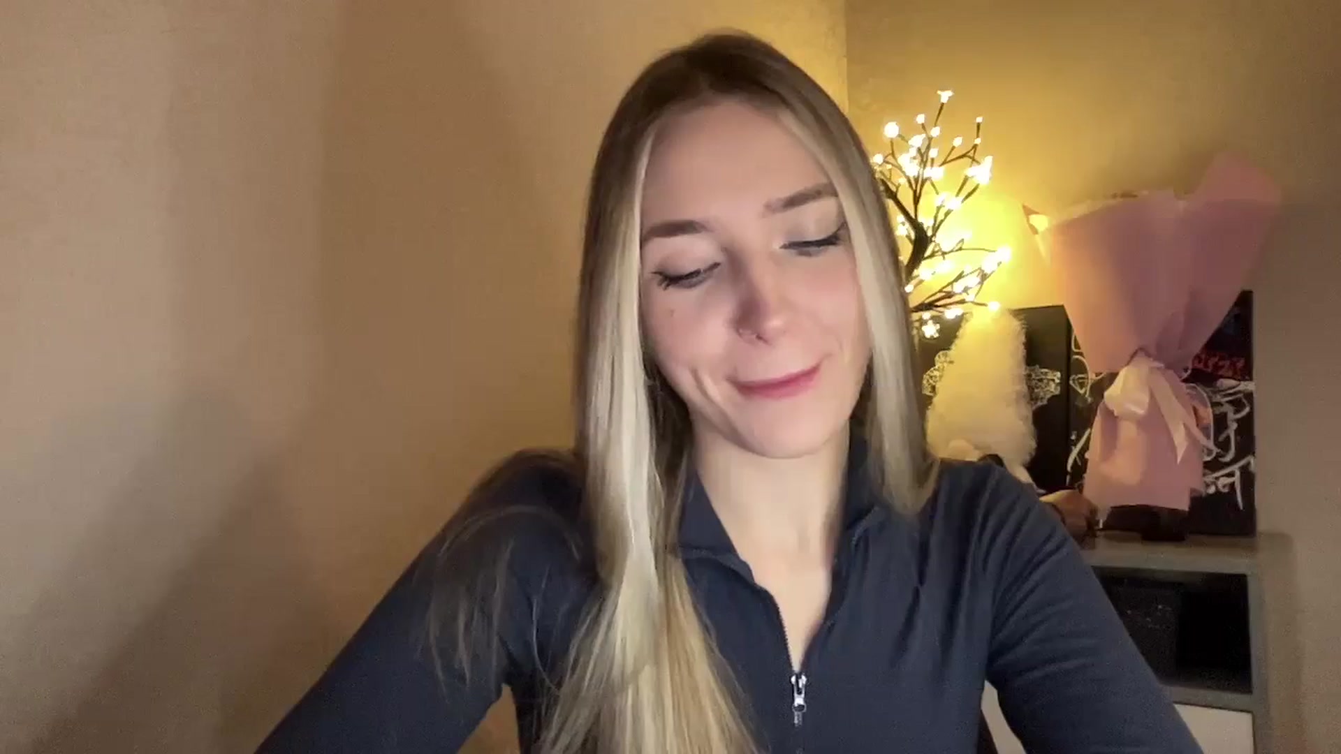Gallery image thumbnail from My_Diana's myfreecams stream on, 11/23/2024, 14:54 image 18 of 20