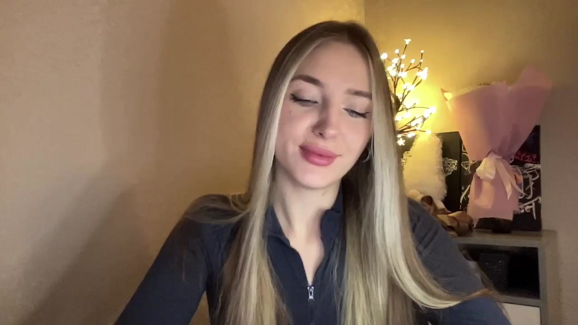 Gallery image thumbnail from My_Diana's myfreecams stream on, 11/23/2024, 14:54 image 15 of 20