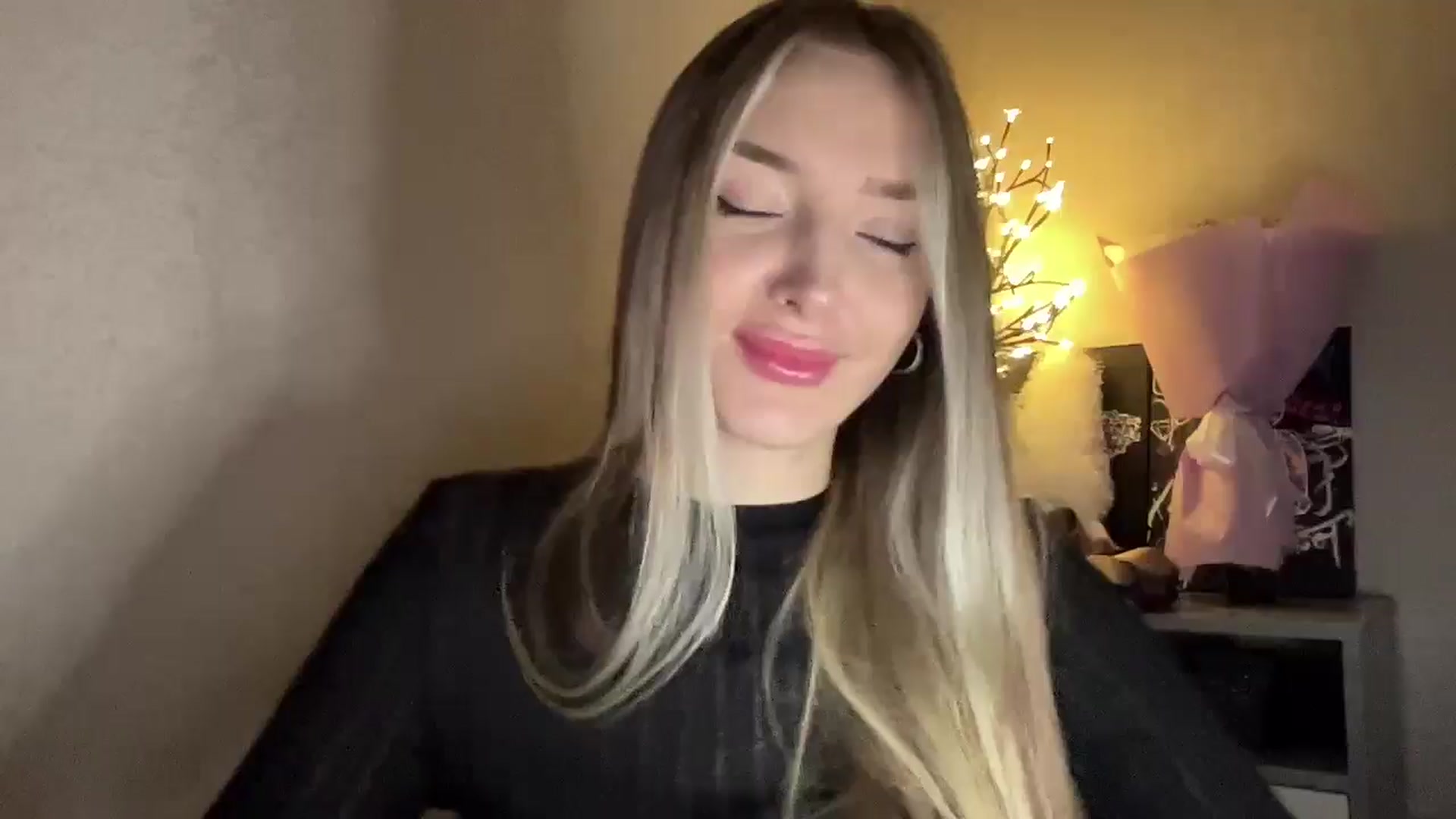 Gallery image thumbnail from My_Diana's myfreecams stream on, 11/24/2024, 16:05 image 17 of 20