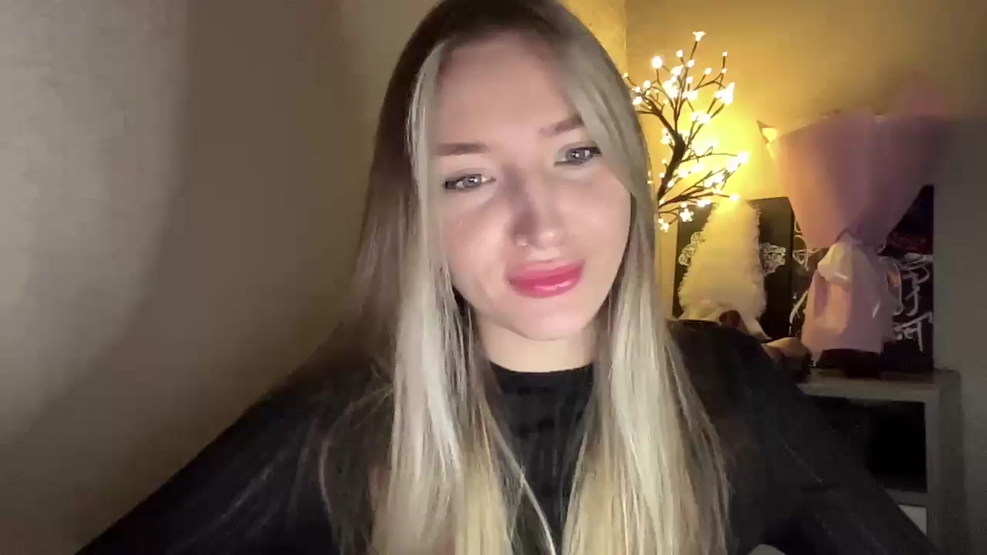 Gallery image thumbnail from My_Diana's myfreecams stream on, 11/24/2024, 16:05 image 12 of 20