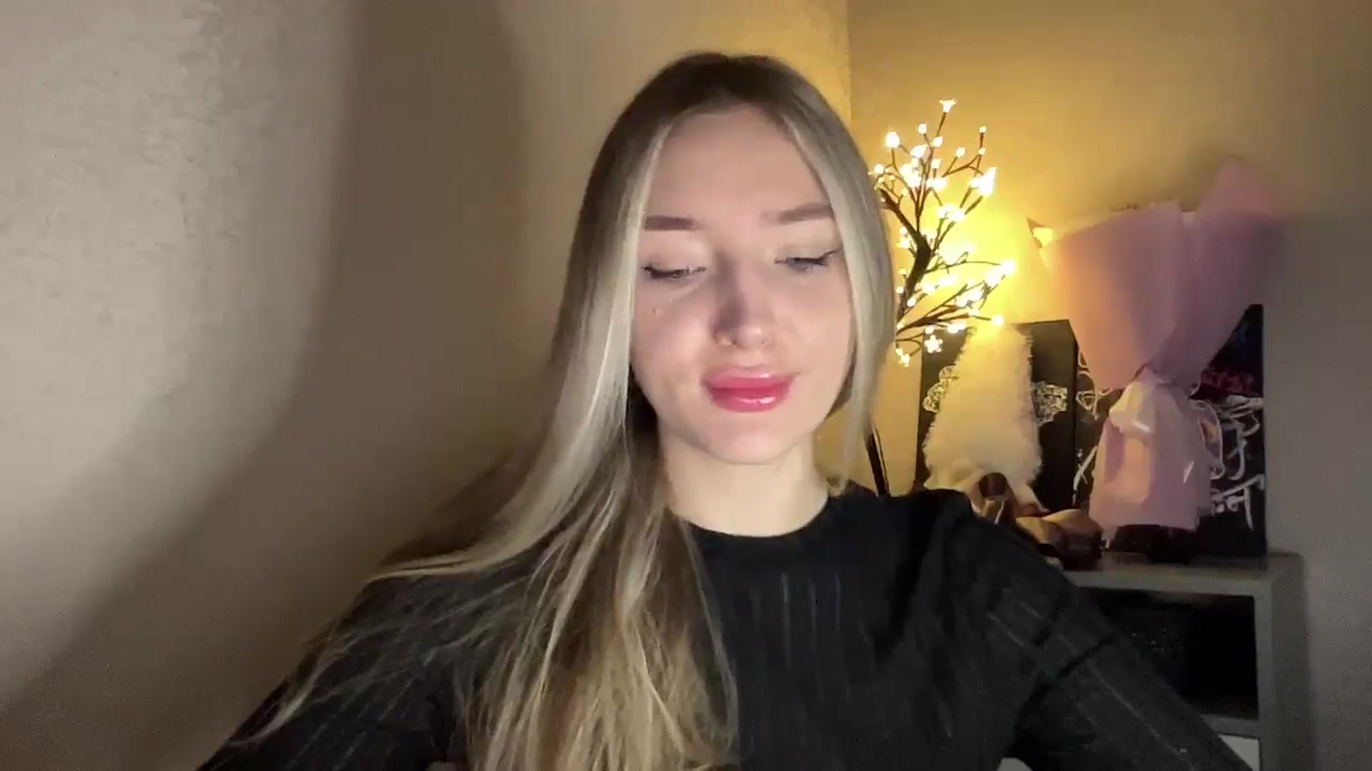 Gallery image thumbnail from My_Diana's myfreecams stream on, 11/24/2024, 16:05 image 3 of 20