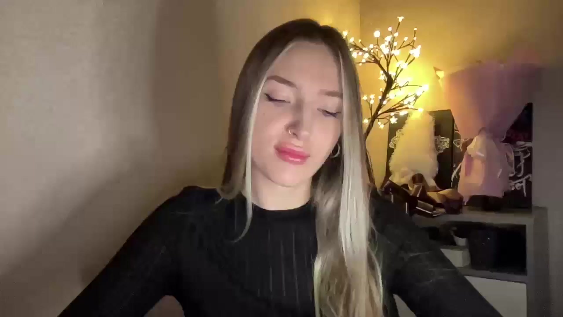 Gallery image thumbnail from My_Diana's myfreecams stream on, 11/24/2024, 16:05 image 20 of 20