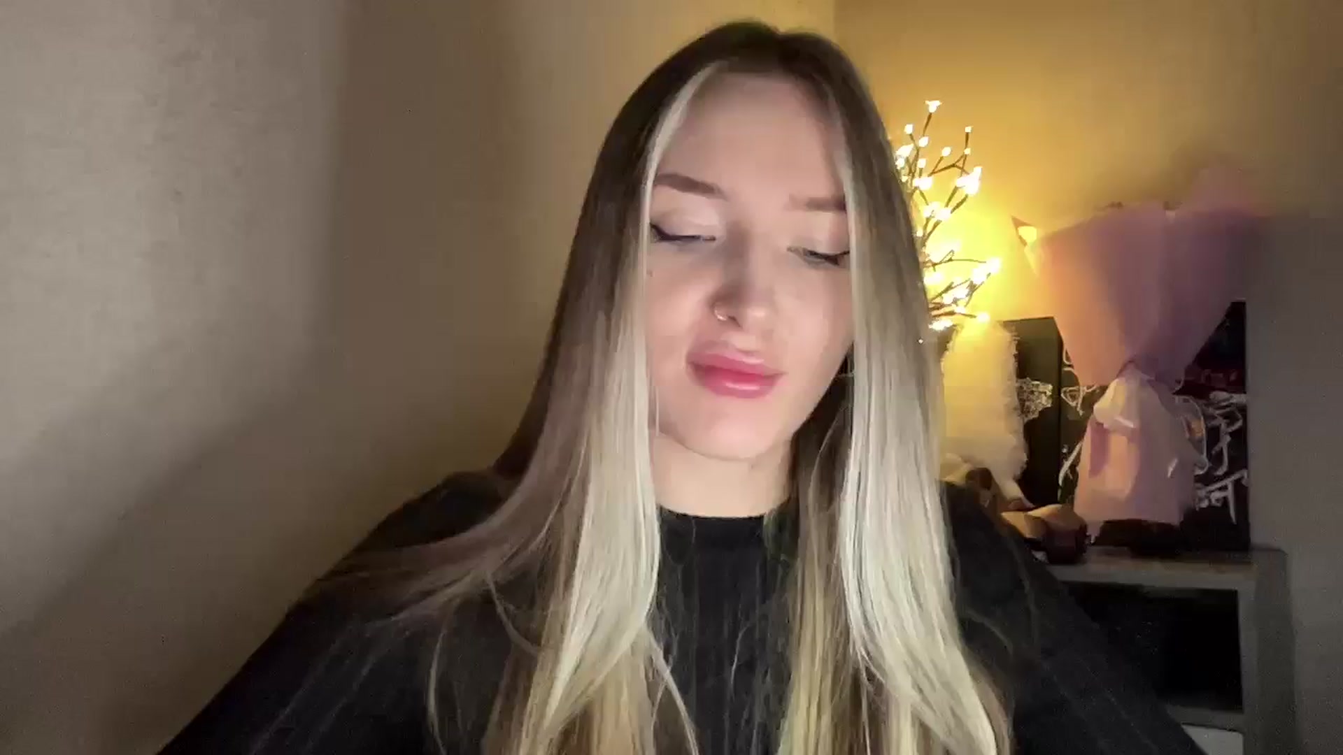 Gallery image thumbnail from My_Diana's myfreecams stream on, 11/24/2024, 16:05 image 14 of 20
