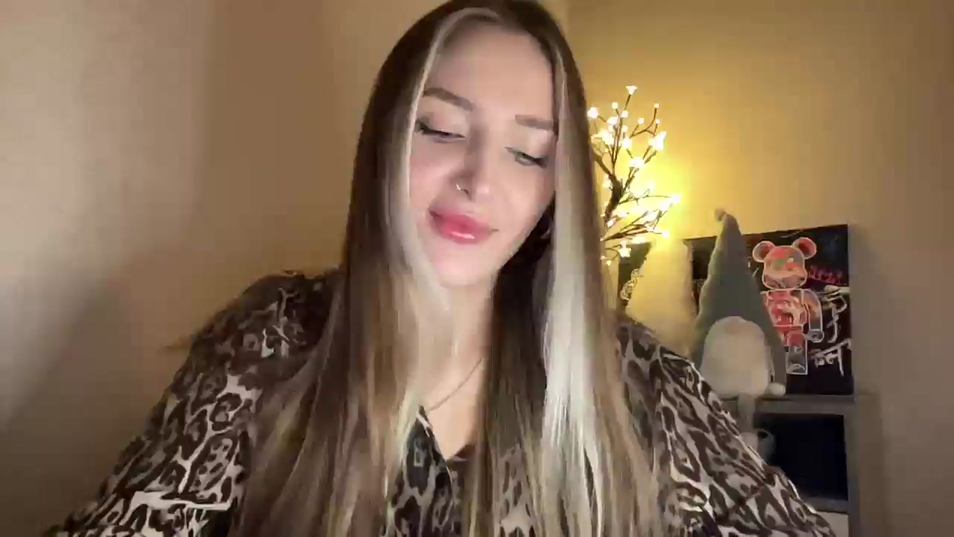 Gallery image thumbnail from My_Diana's myfreecams stream on, 11/26/2024, 21:26 image 12 of 20