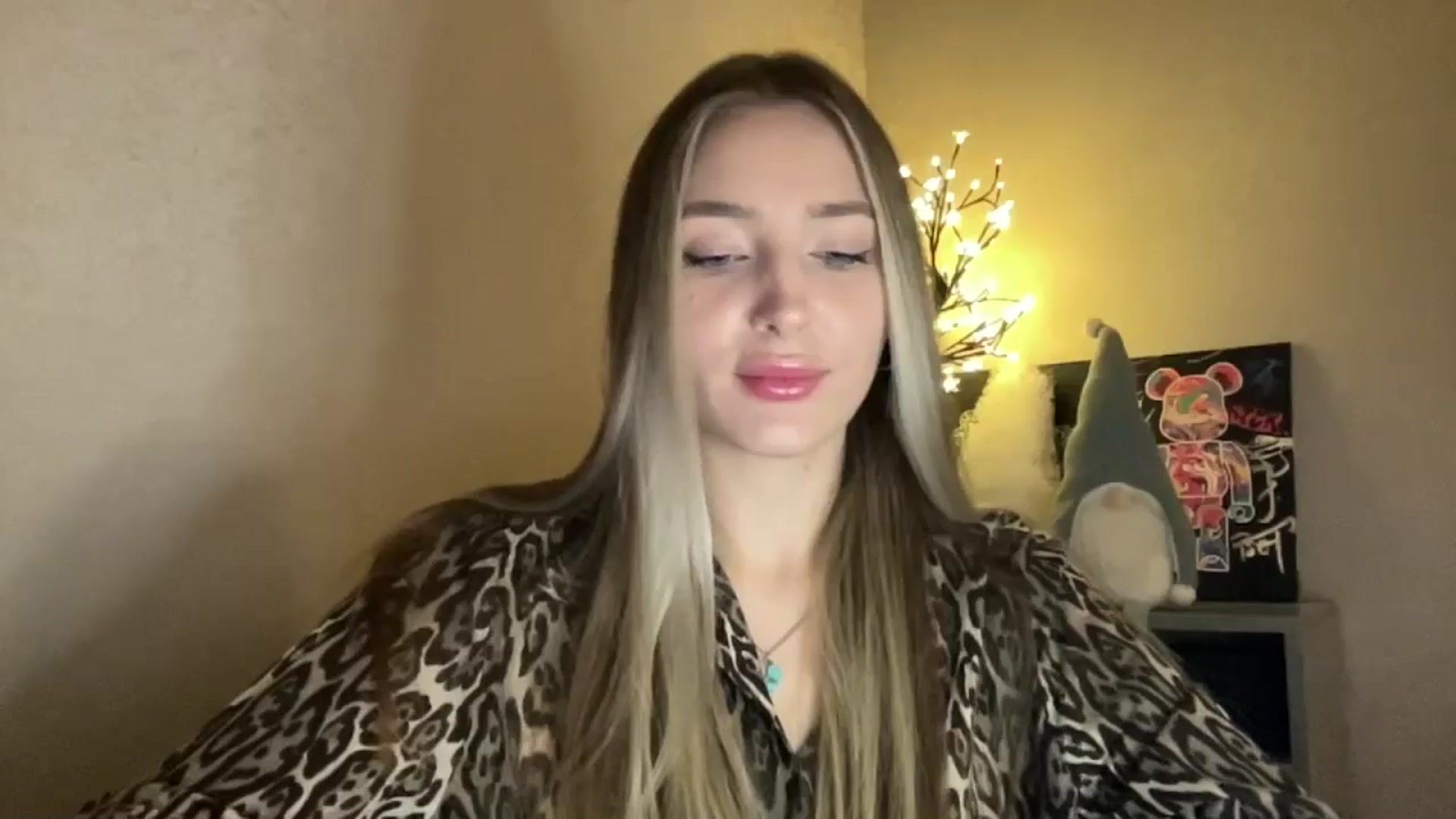 Gallery image thumbnail from My_Diana's myfreecams stream on, 11/26/2024, 21:26 image 7 of 20