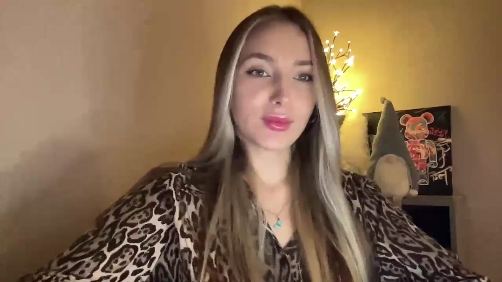 Gallery image thumbnail from My_Diana's myfreecams stream on, 11/26/2024, 23:30 image 15 of 20