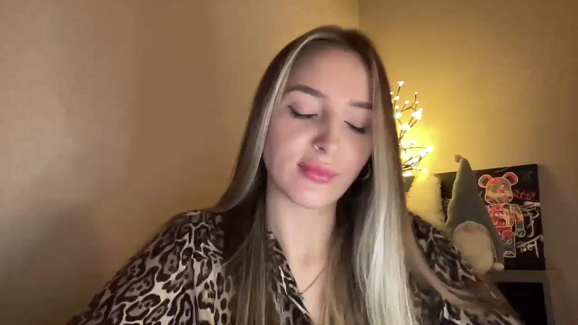 Gallery image thumbnail from My_Diana's myfreecams stream on, 11/26/2024, 23:30 image 11 of 20