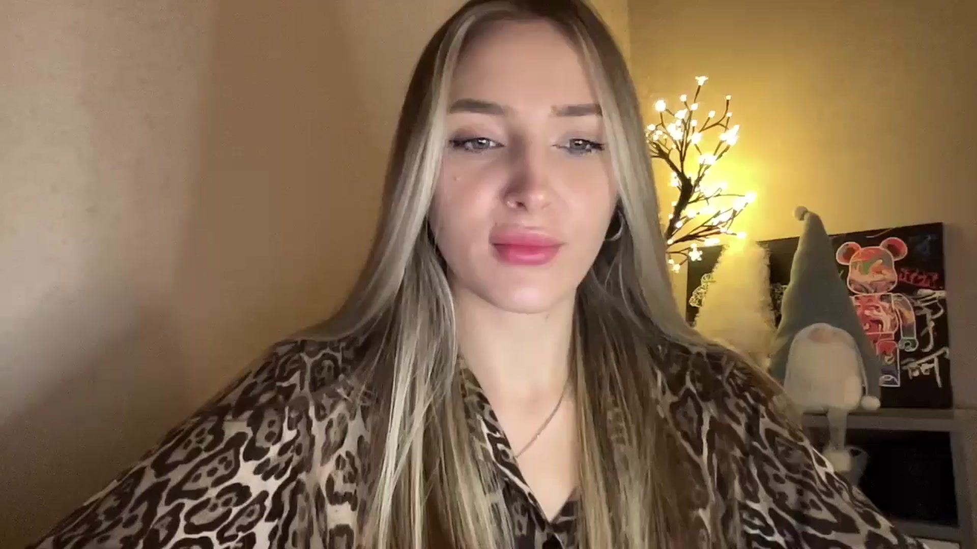 Gallery image thumbnail from My_Diana's myfreecams stream on, 11/26/2024, 23:30 image 7 of 20