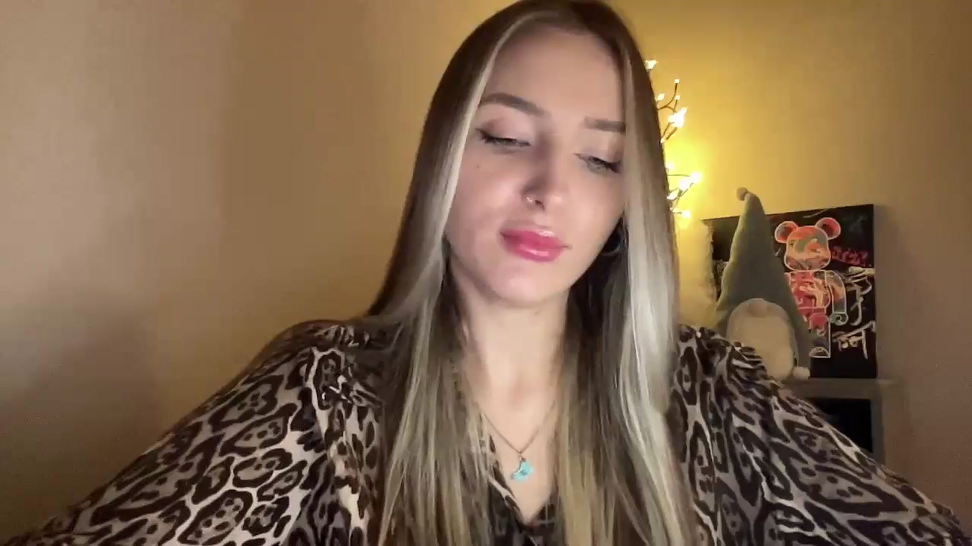 Gallery image thumbnail from My_Diana's myfreecams stream on, 11/26/2024, 23:30 image 16 of 20