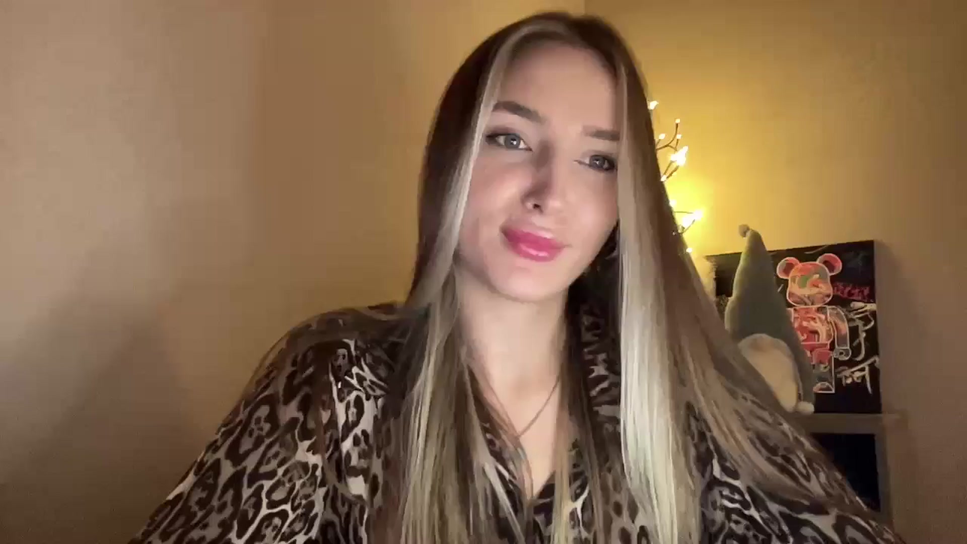 Gallery image thumbnail from My_Diana's myfreecams stream on, 11/26/2024, 23:56 image 15 of 20