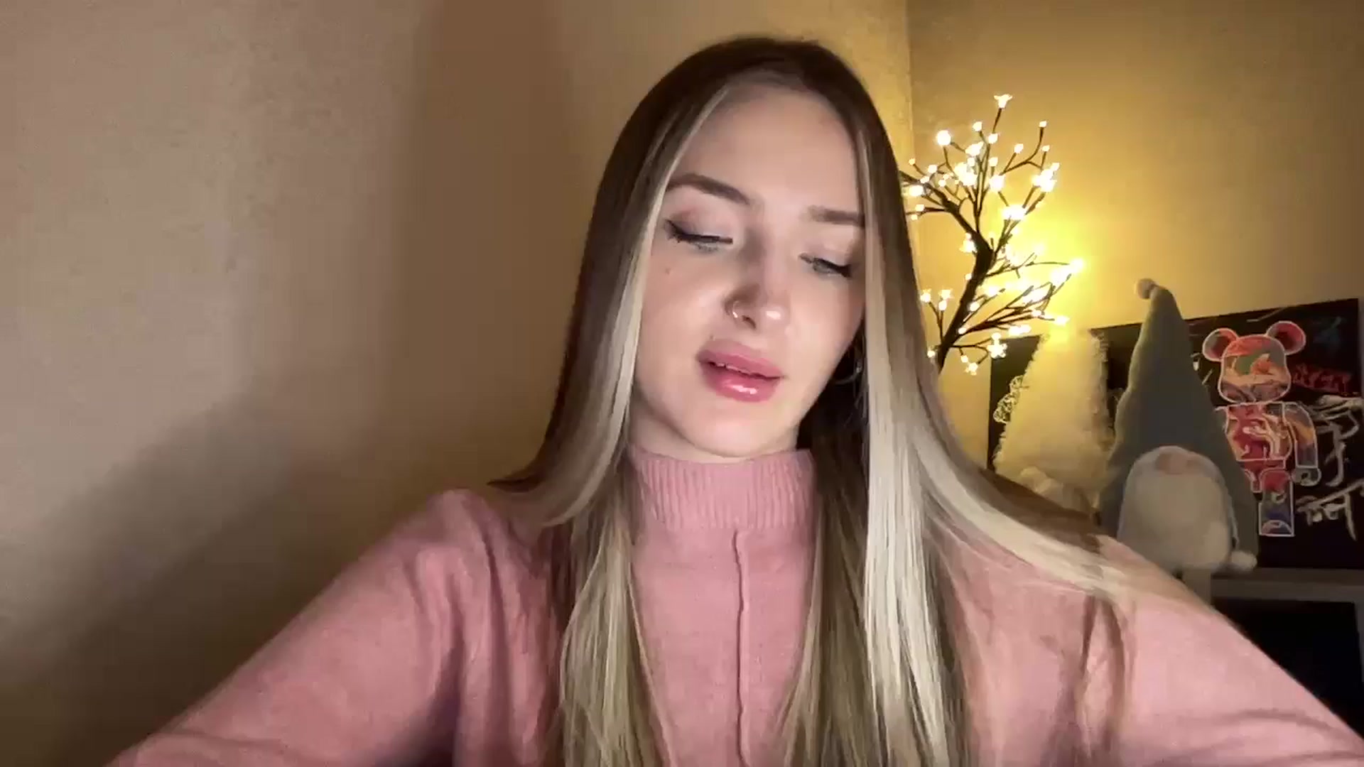 Gallery image thumbnail from My_Diana's myfreecams stream on, 11/27/2024, 14:19 image 13 of 20