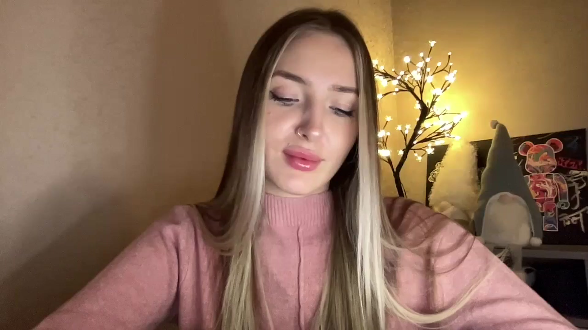 Gallery image thumbnail from My_Diana's myfreecams stream on, 11/27/2024, 14:19 image 19 of 20