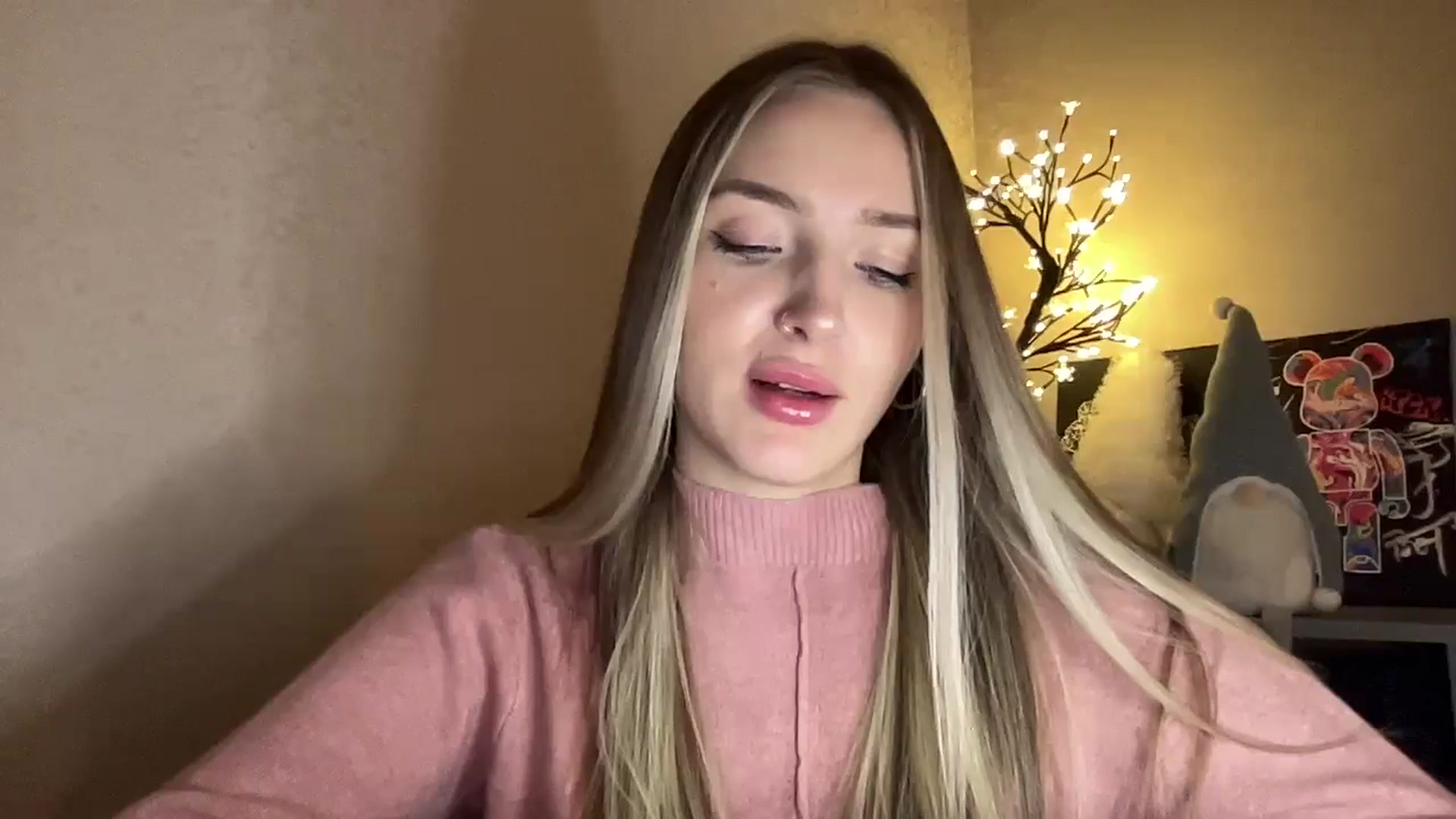 Gallery image thumbnail from My_Diana's myfreecams stream on, 11/27/2024, 14:19 image 11 of 20