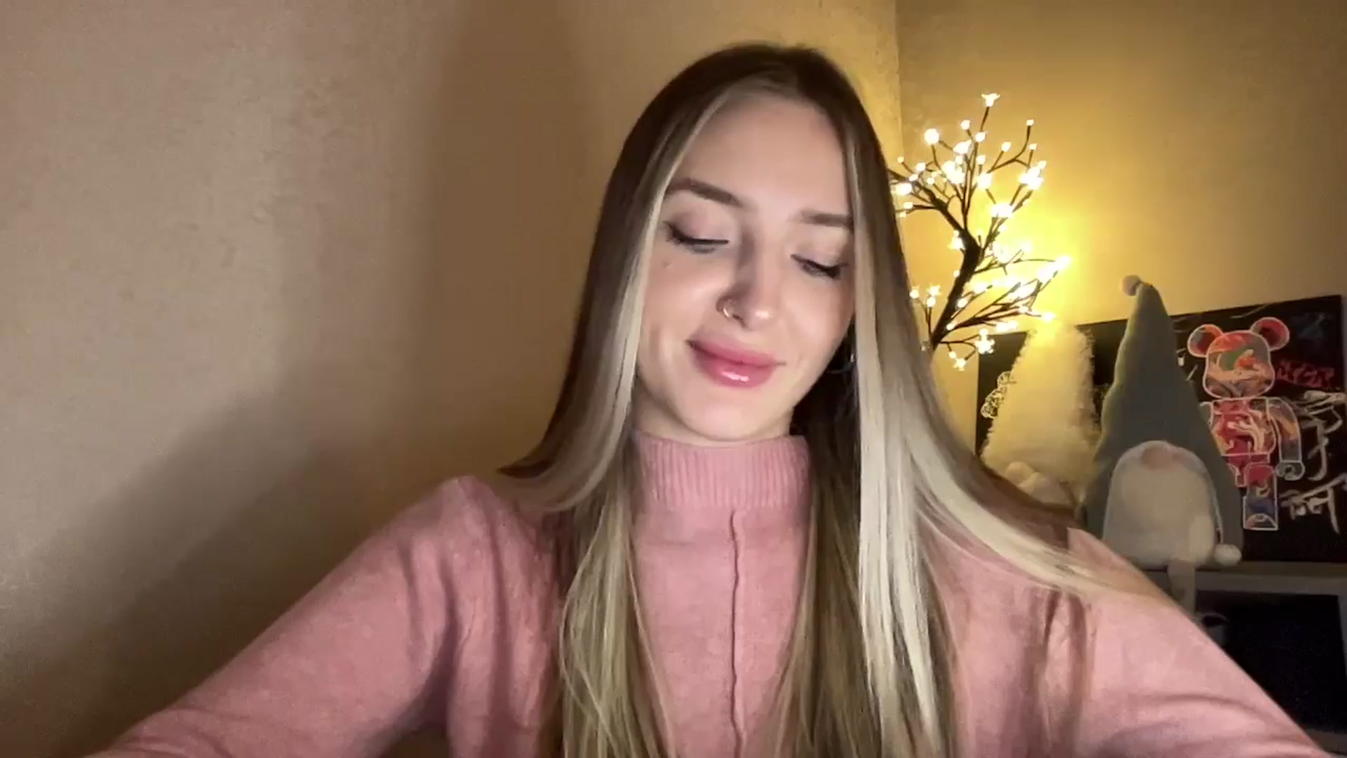 Gallery image thumbnail from My_Diana's myfreecams stream on, 11/27/2024, 14:19 image 14 of 20