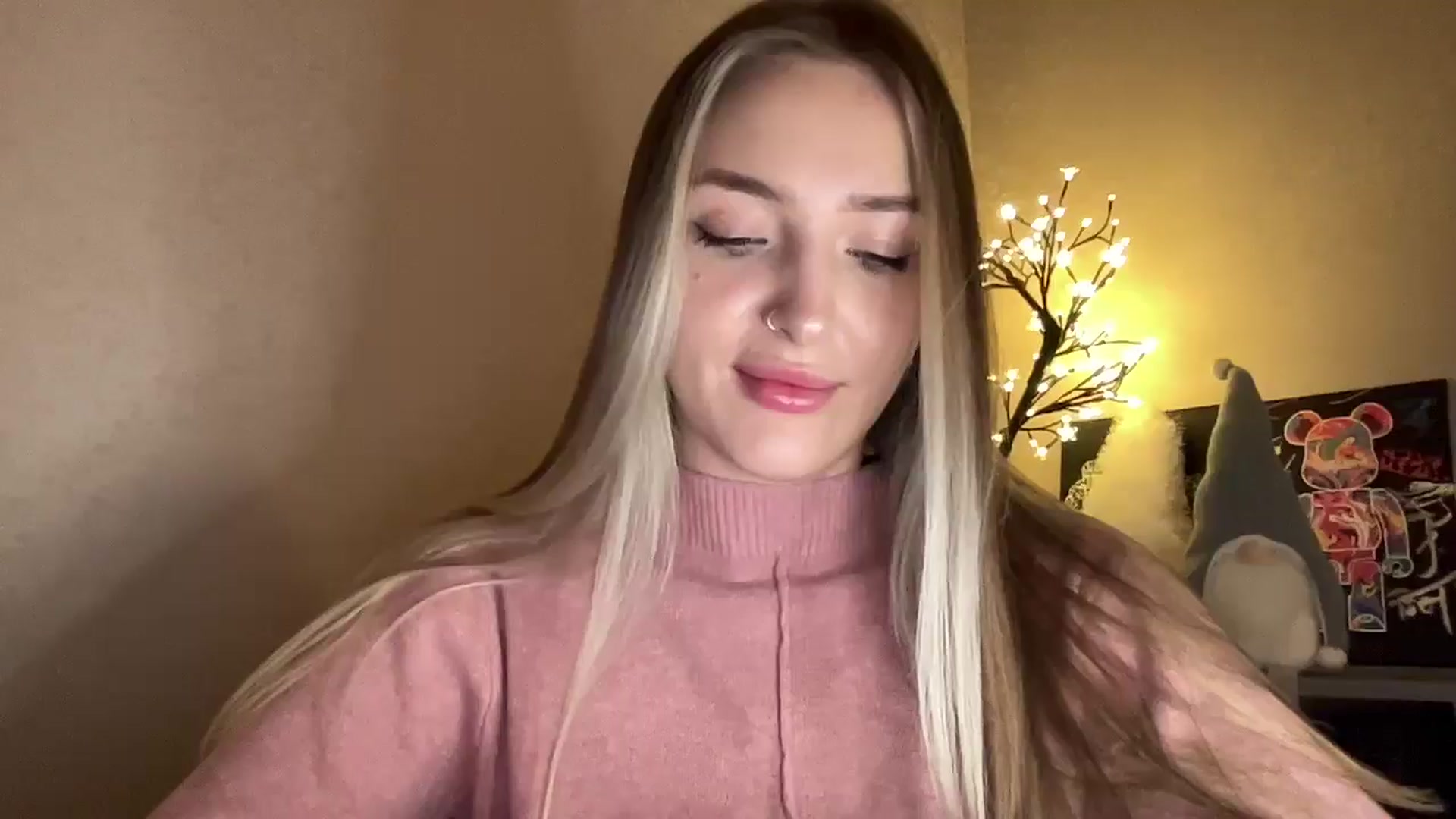 Gallery image thumbnail from My_Diana's myfreecams stream on, 11/27/2024, 15:46 image 15 of 20