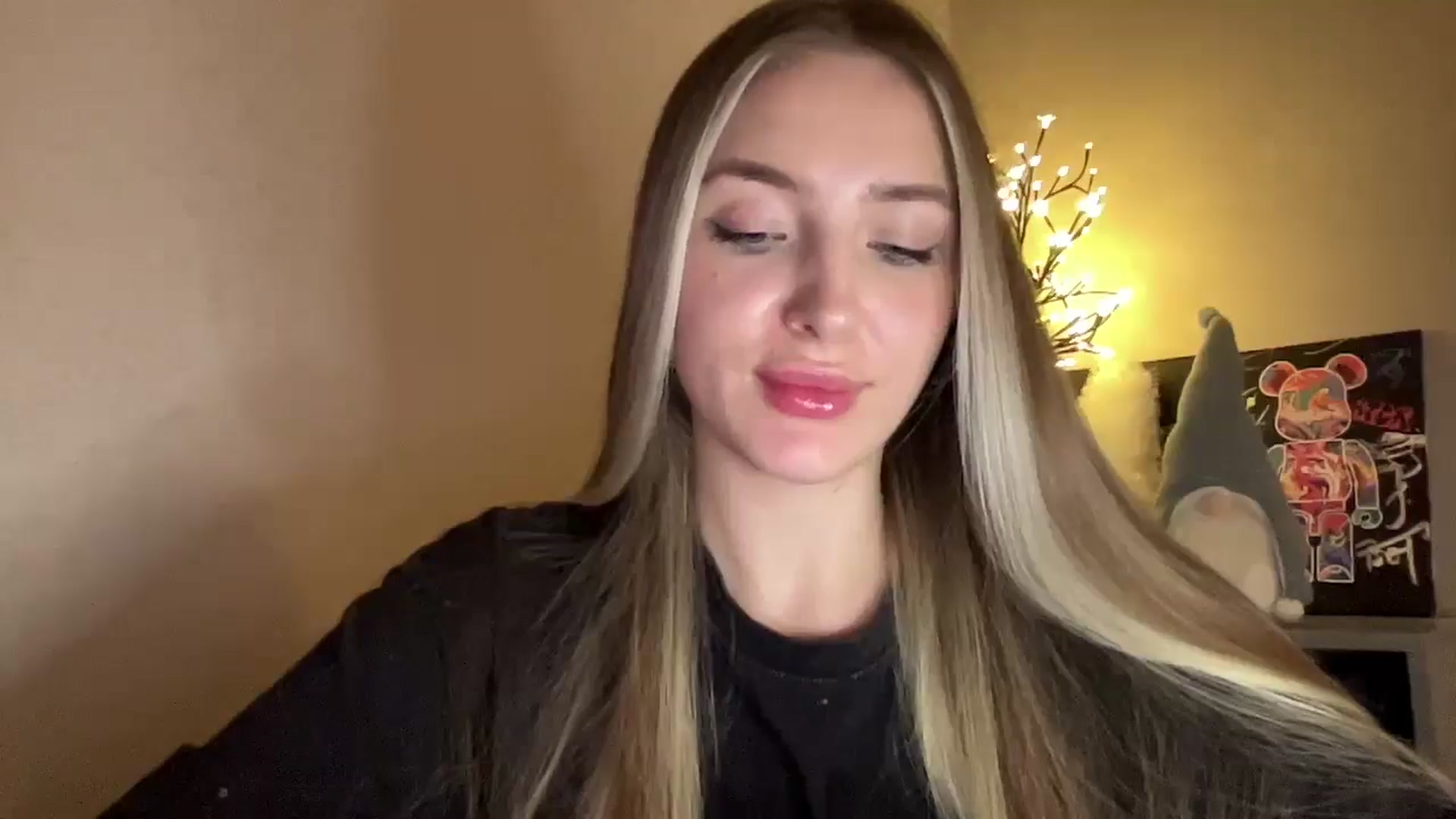 Gallery image thumbnail from My_Diana's myfreecams stream on, 11/27/2024, 22:58 image 11 of 20