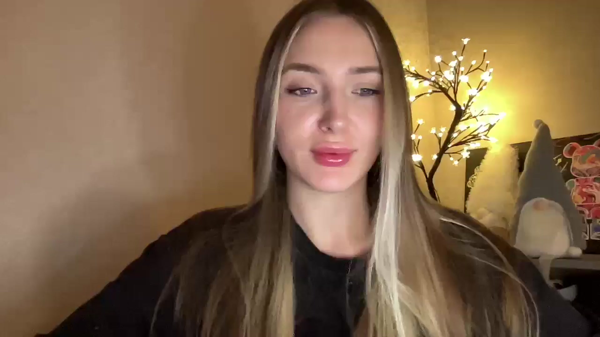 Gallery image thumbnail from My_Diana's myfreecams stream on, 11/27/2024, 22:58 image 1 of 20