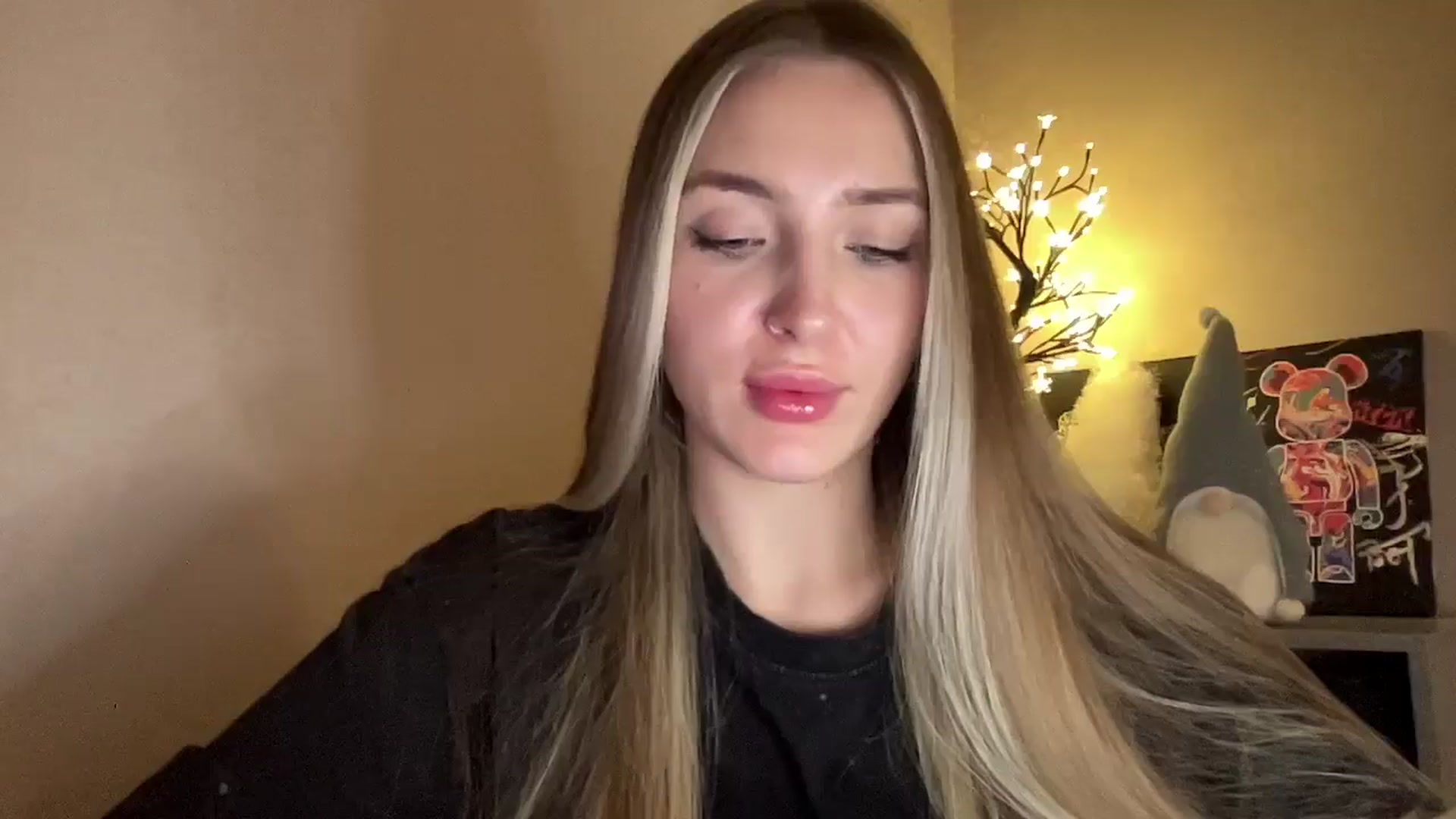 Gallery image thumbnail from My_Diana's myfreecams stream on, 11/27/2024, 22:58 image 12 of 20