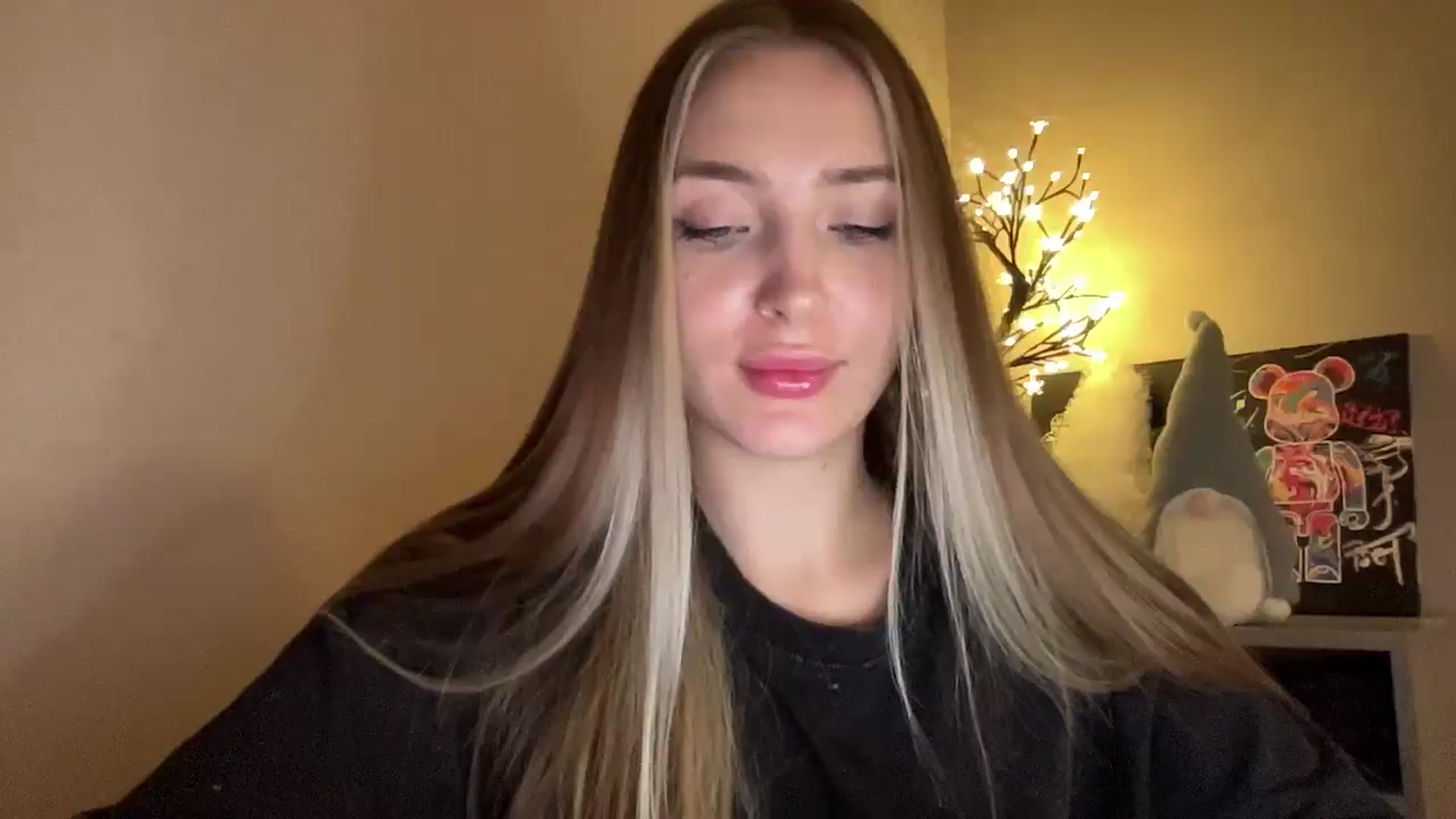 Gallery image thumbnail from My_Diana's myfreecams stream on, 11/27/2024, 22:58 image 19 of 20