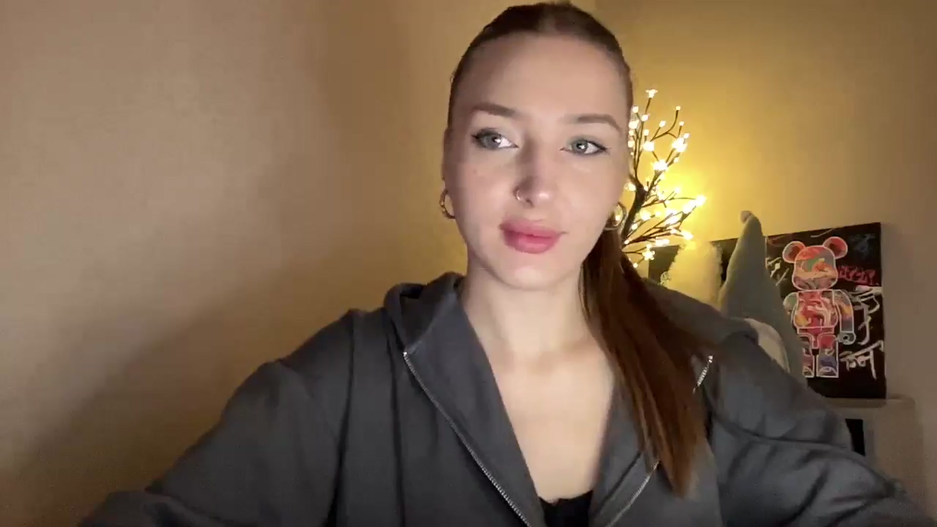 Gallery image thumbnail from My_Diana's myfreecams stream on, 11/28/2024, 16:01 image 3 of 20