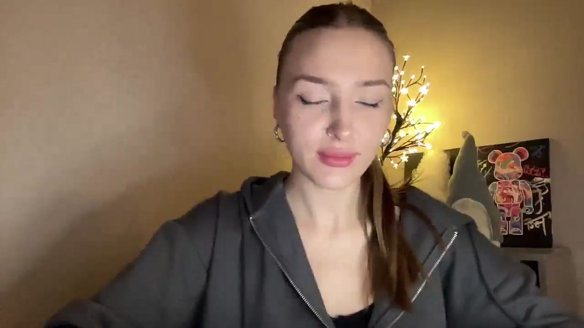 Gallery image thumbnail from My_Diana's myfreecams stream on, 11/28/2024, 16:01 image 5 of 20