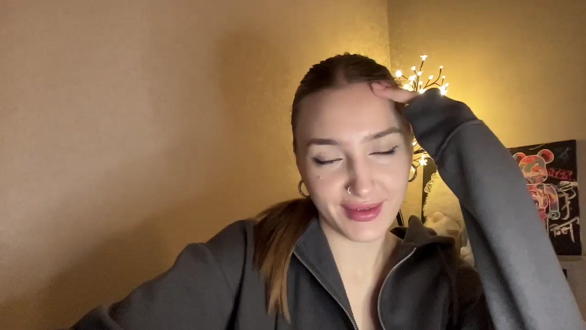 Gallery image thumbnail from My_Diana's myfreecams stream on, 11/28/2024, 17:02 image 16 of 20