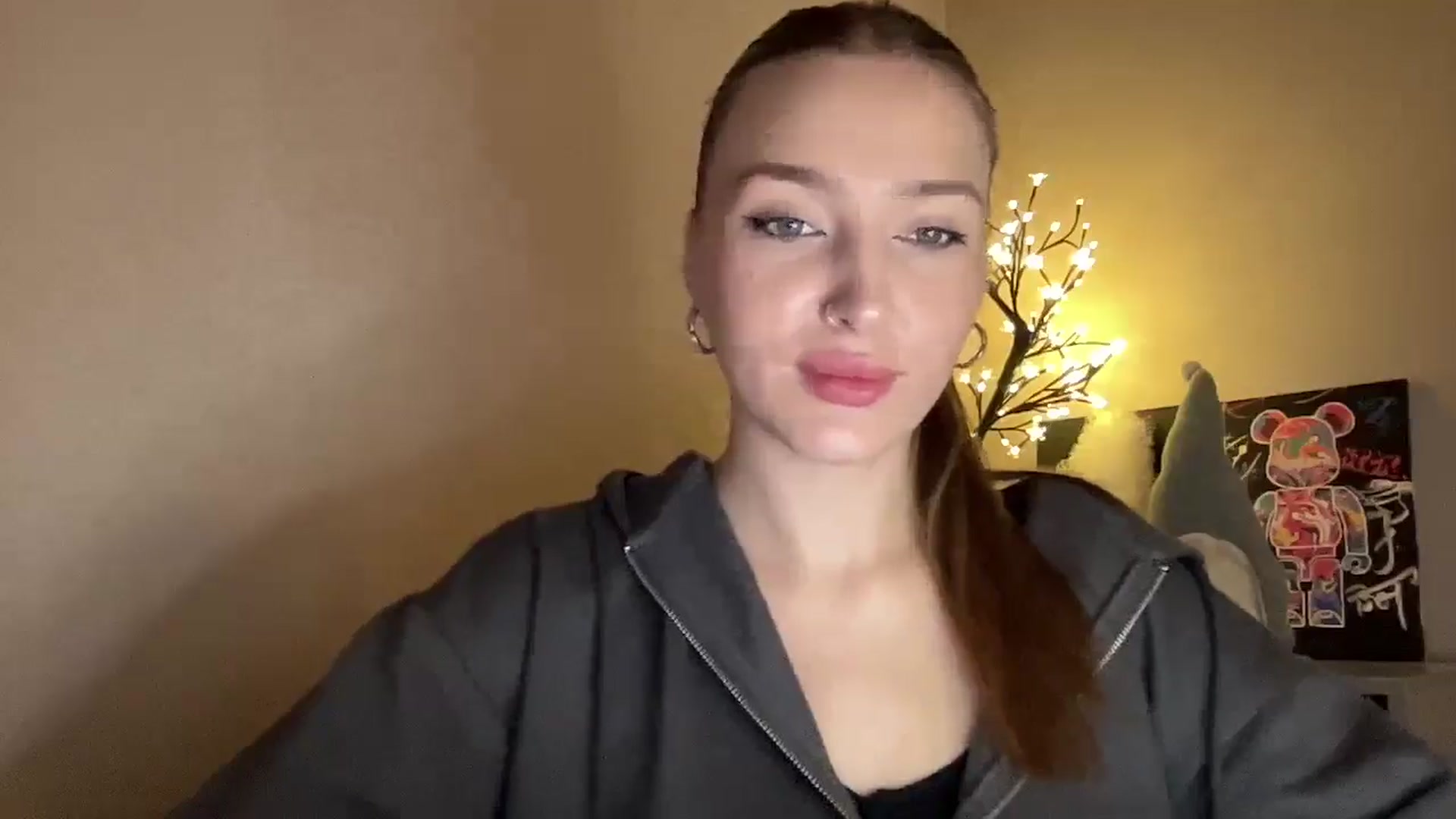 Gallery image thumbnail from My_Diana's myfreecams stream on, 11/28/2024, 17:02 image 4 of 20