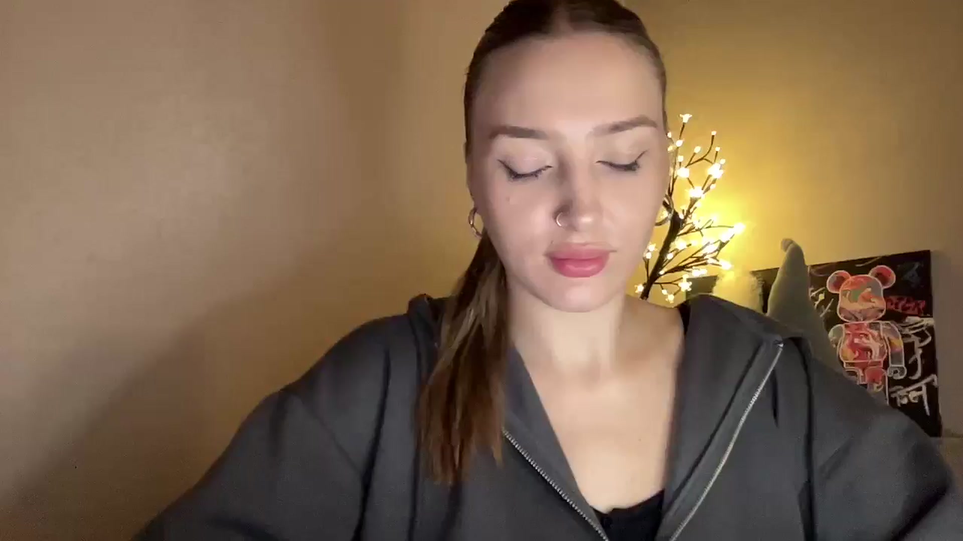 Gallery image thumbnail from My_Diana's myfreecams stream on, 11/28/2024, 17:02 image 1 of 20