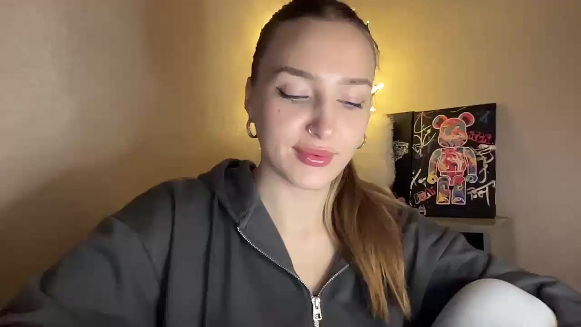 Gallery image thumbnail from My_Diana's myfreecams stream on, 11/28/2024, 20:23 image 17 of 20