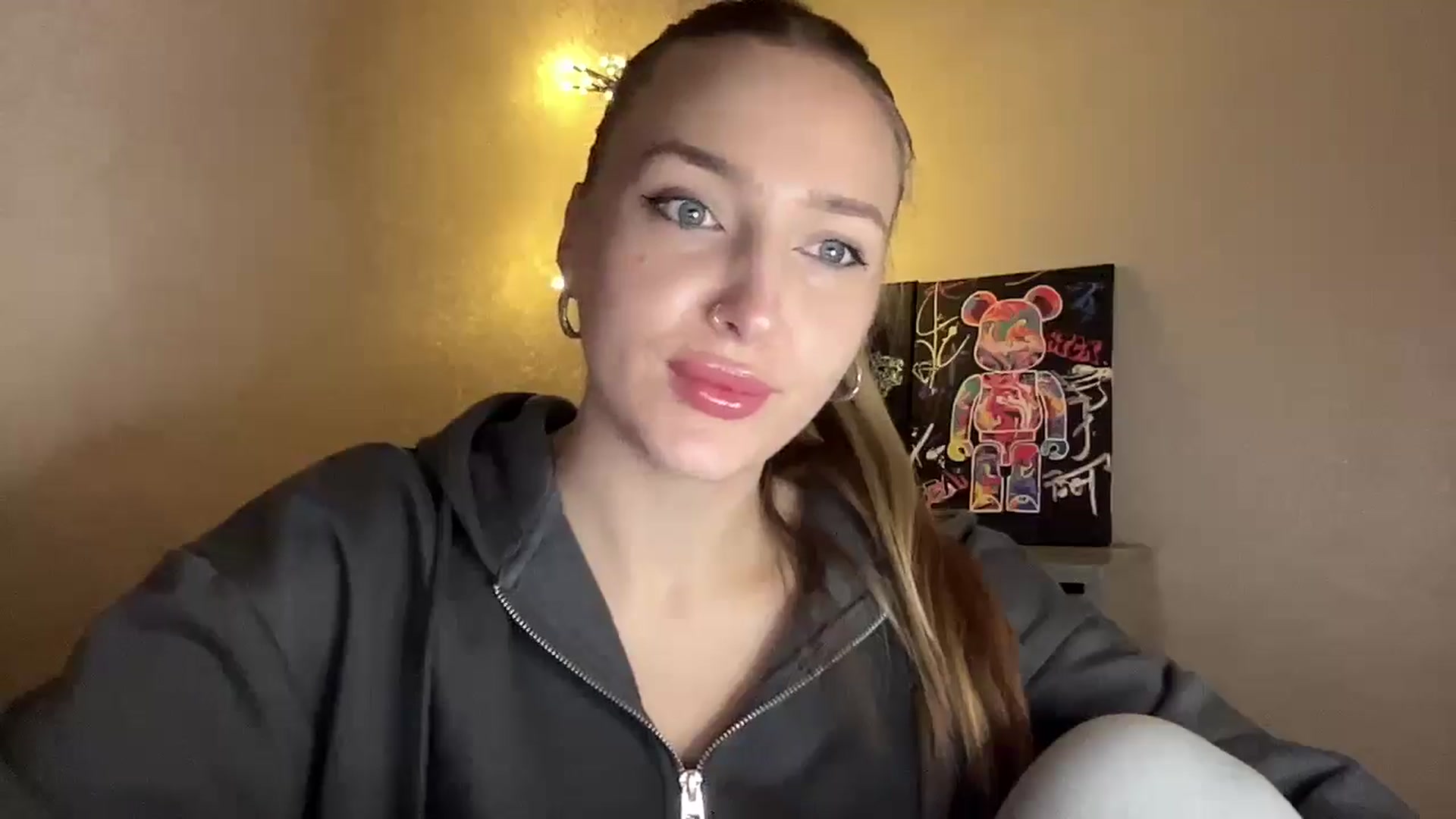 Gallery image thumbnail from My_Diana's myfreecams stream on, 11/28/2024, 20:23 image 5 of 20