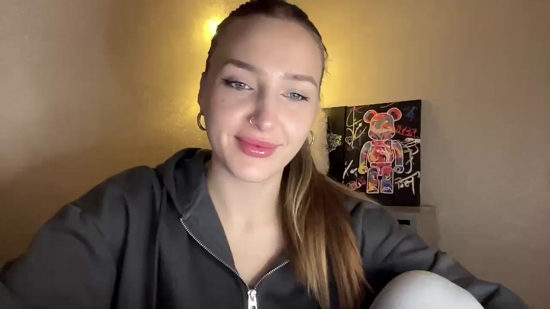 Gallery image thumbnail from My_Diana's myfreecams stream on, 11/28/2024, 20:23 image 3 of 20