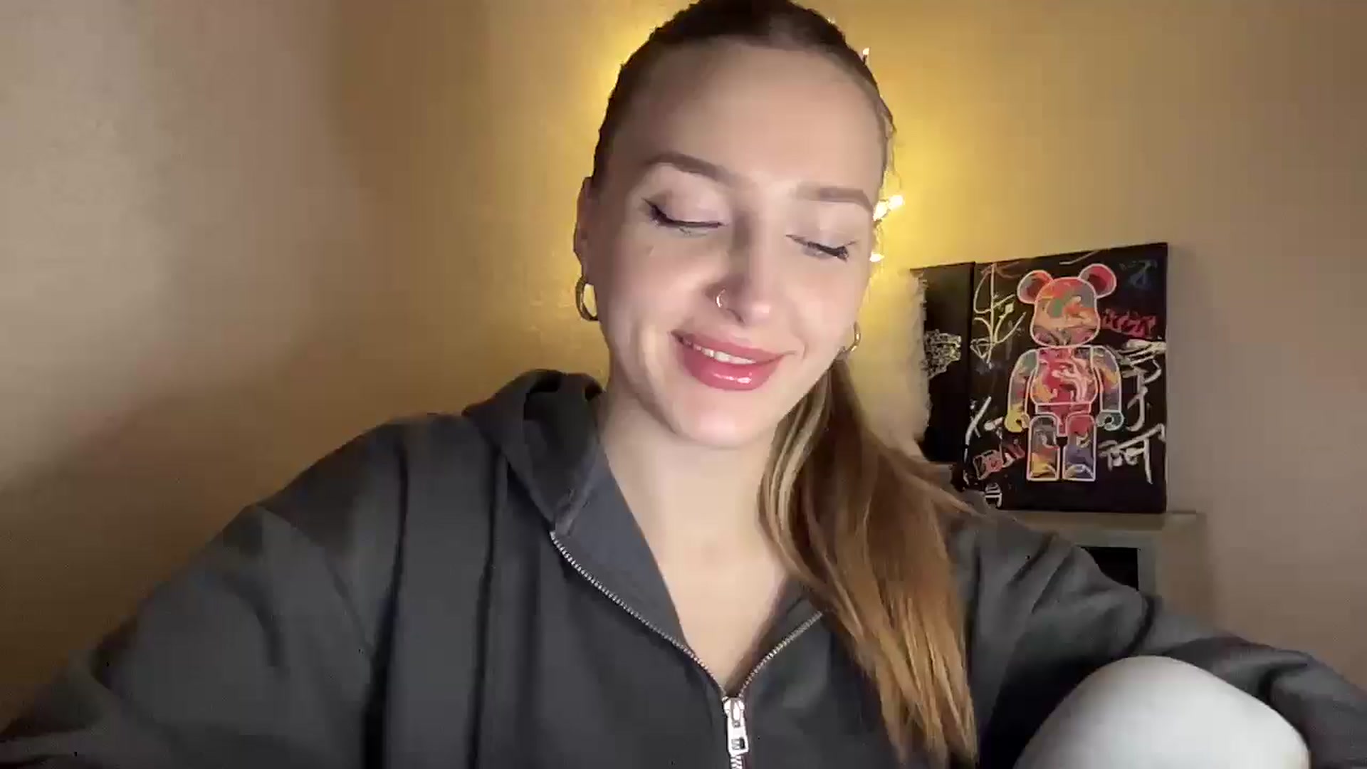 Gallery image thumbnail from My_Diana's myfreecams stream on, 11/28/2024, 20:23 image 16 of 20