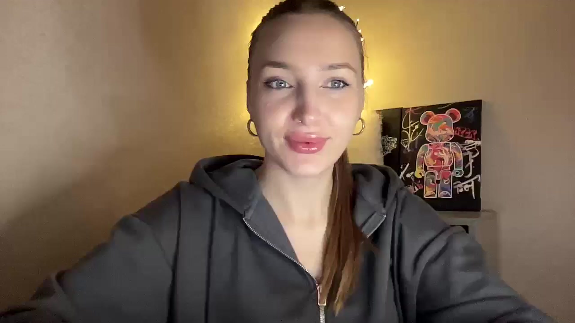 Gallery image thumbnail from My_Diana's myfreecams stream on, 11/28/2024, 20:34 image 5 of 20