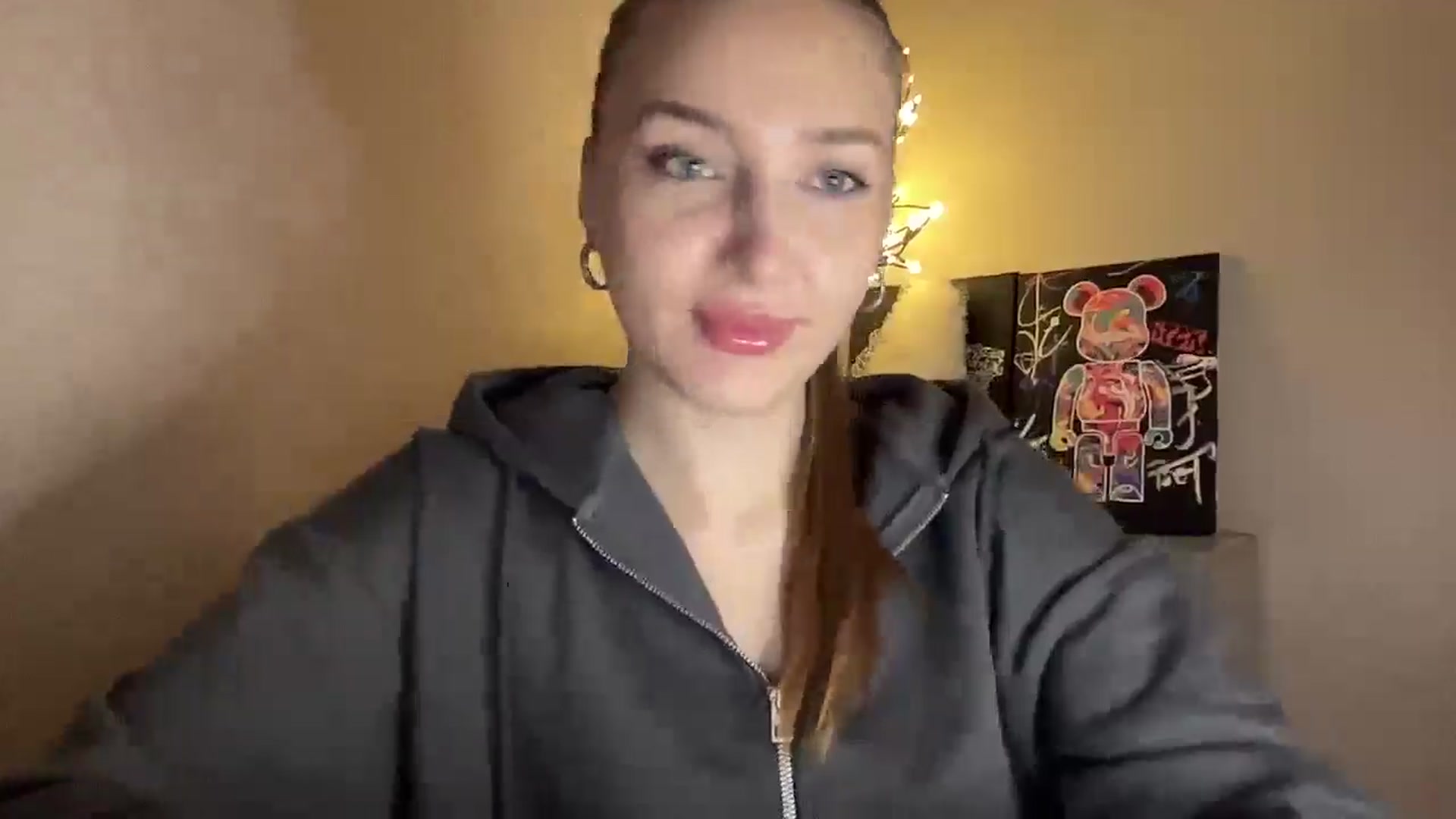 Gallery image thumbnail from My_Diana's myfreecams stream on, 11/28/2024, 20:34 image 6 of 20