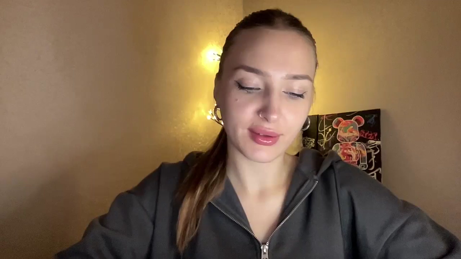 Gallery image thumbnail from My_Diana's myfreecams stream on, 11/28/2024, 21:42 image 4 of 20