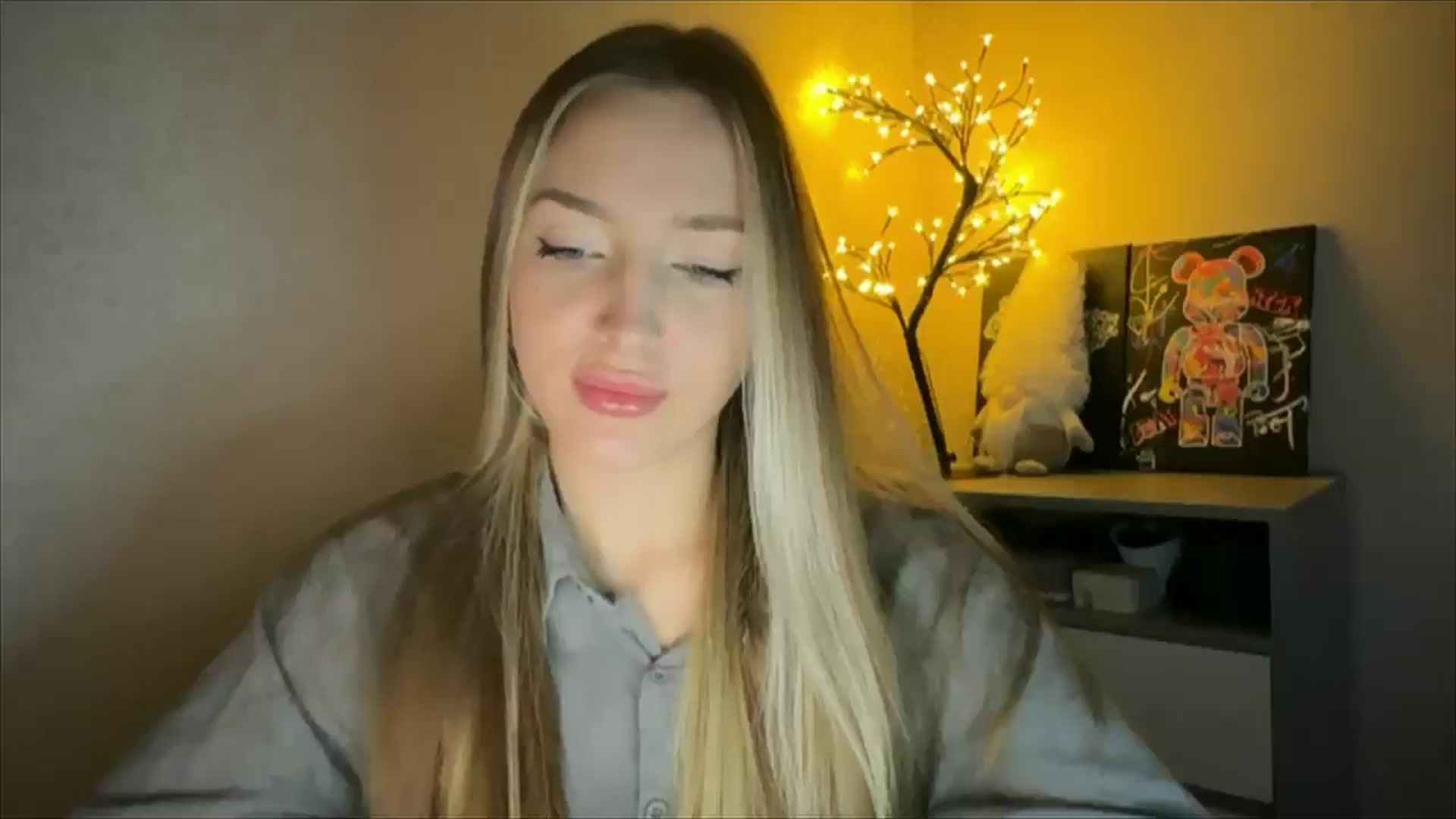 Gallery image thumbnail from My_Diana's myfreecams stream on, 11/29/2024, 14:01 image 17 of 20