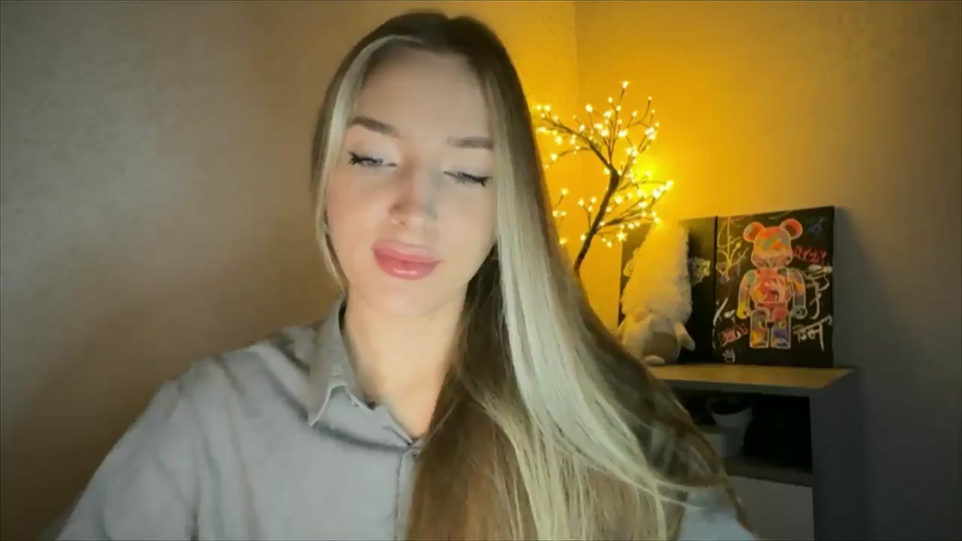 Gallery image thumbnail from My_Diana's myfreecams stream on, 11/29/2024, 14:01 image 11 of 20