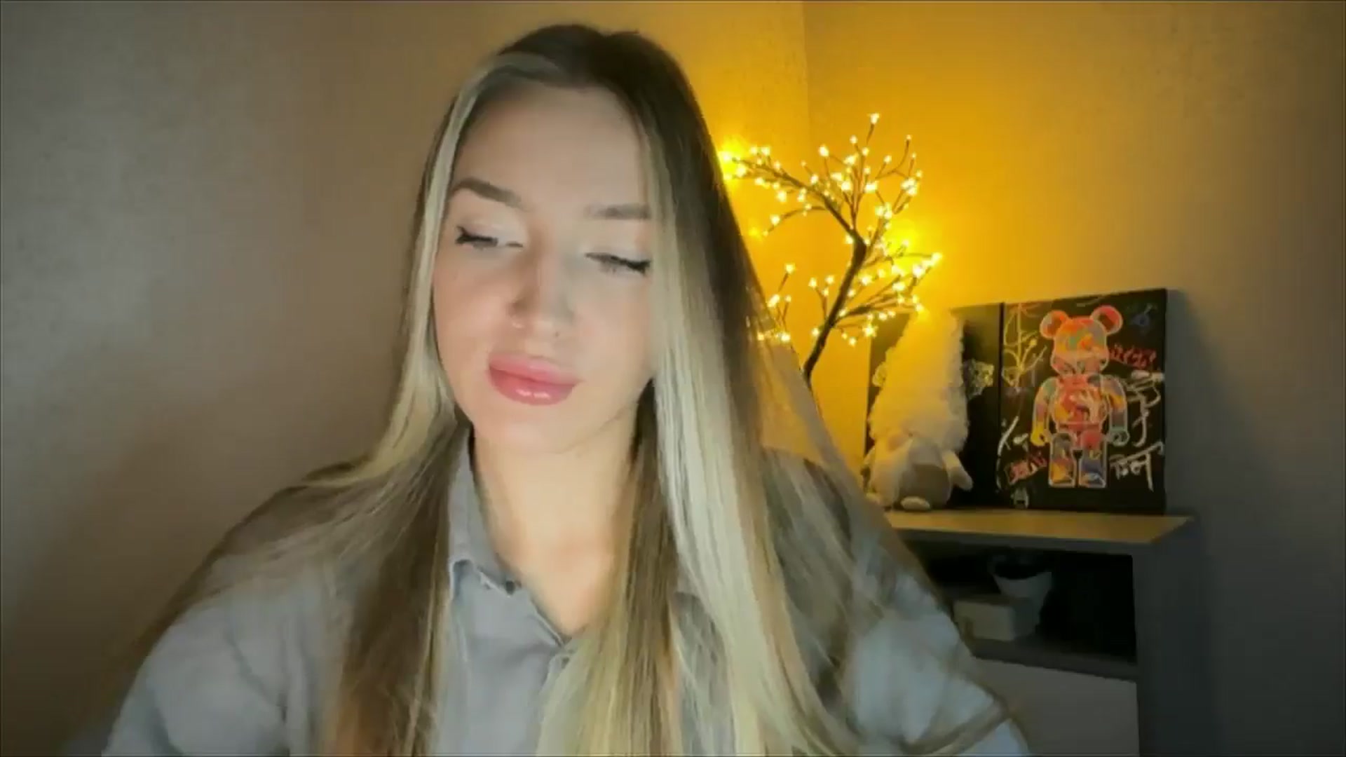 Gallery image thumbnail from My_Diana's myfreecams stream on, 11/29/2024, 14:01 image 9 of 20
