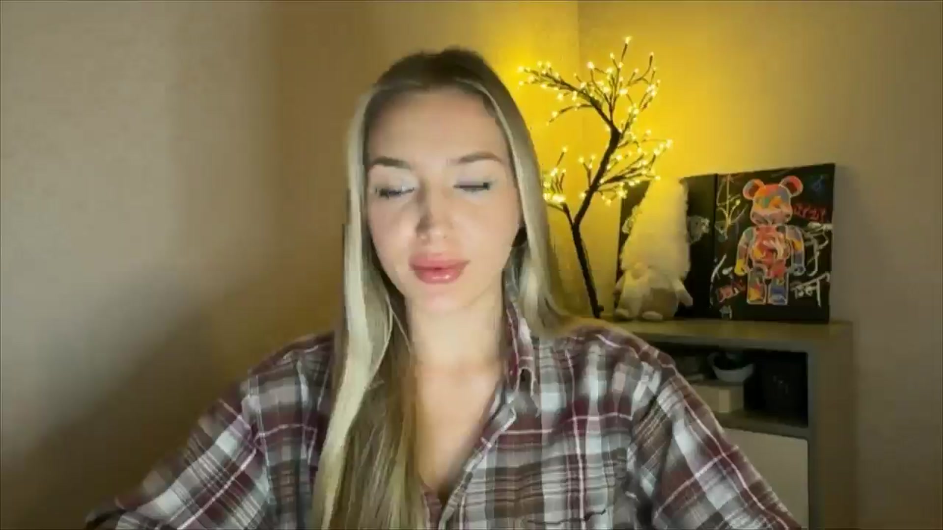 Gallery image thumbnail from My_Diana's myfreecams stream on, 11/29/2024, 21:02 image 3 of 20