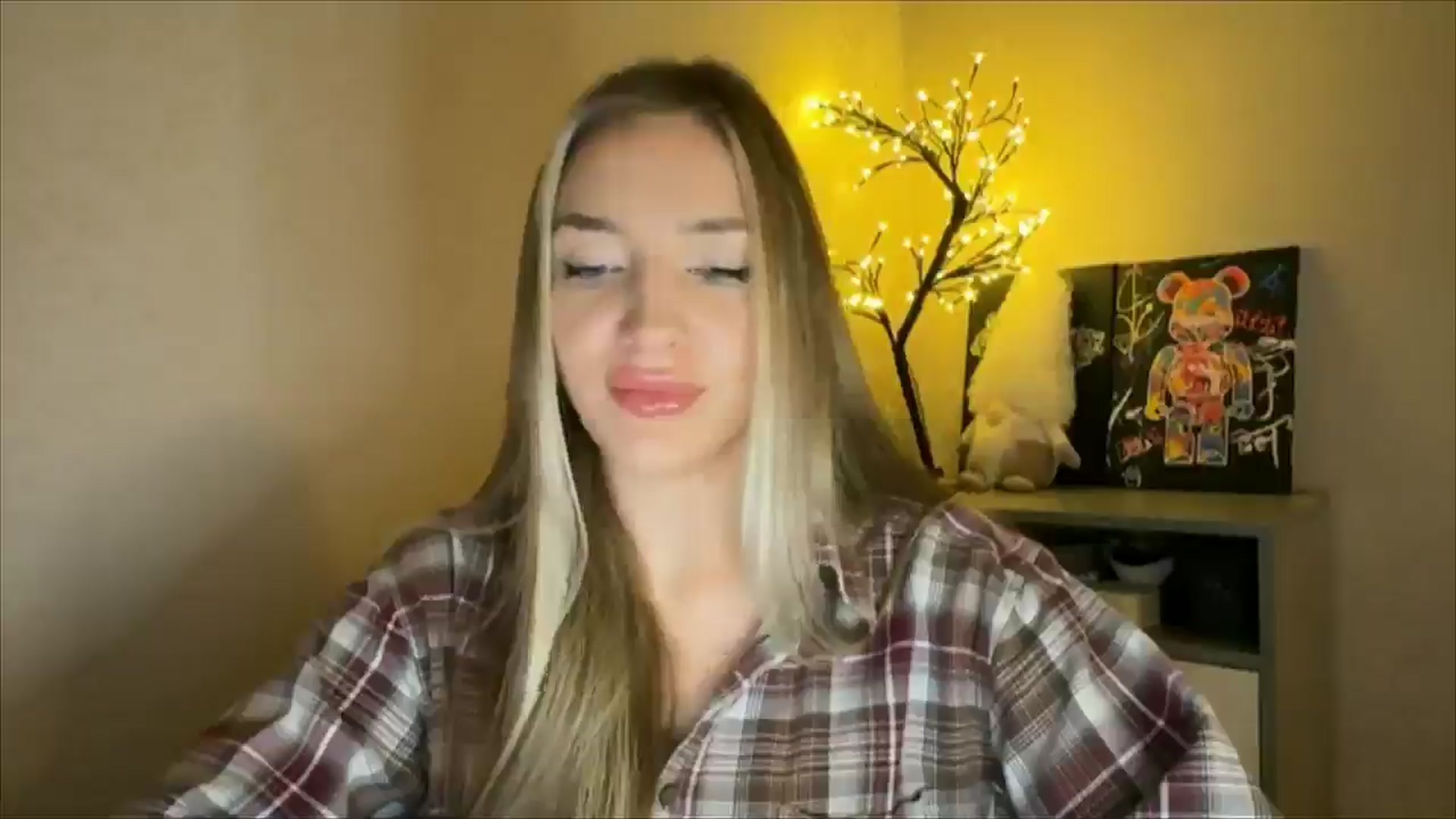 Gallery image thumbnail from My_Diana's myfreecams stream on, 11/29/2024, 21:02 image 14 of 20