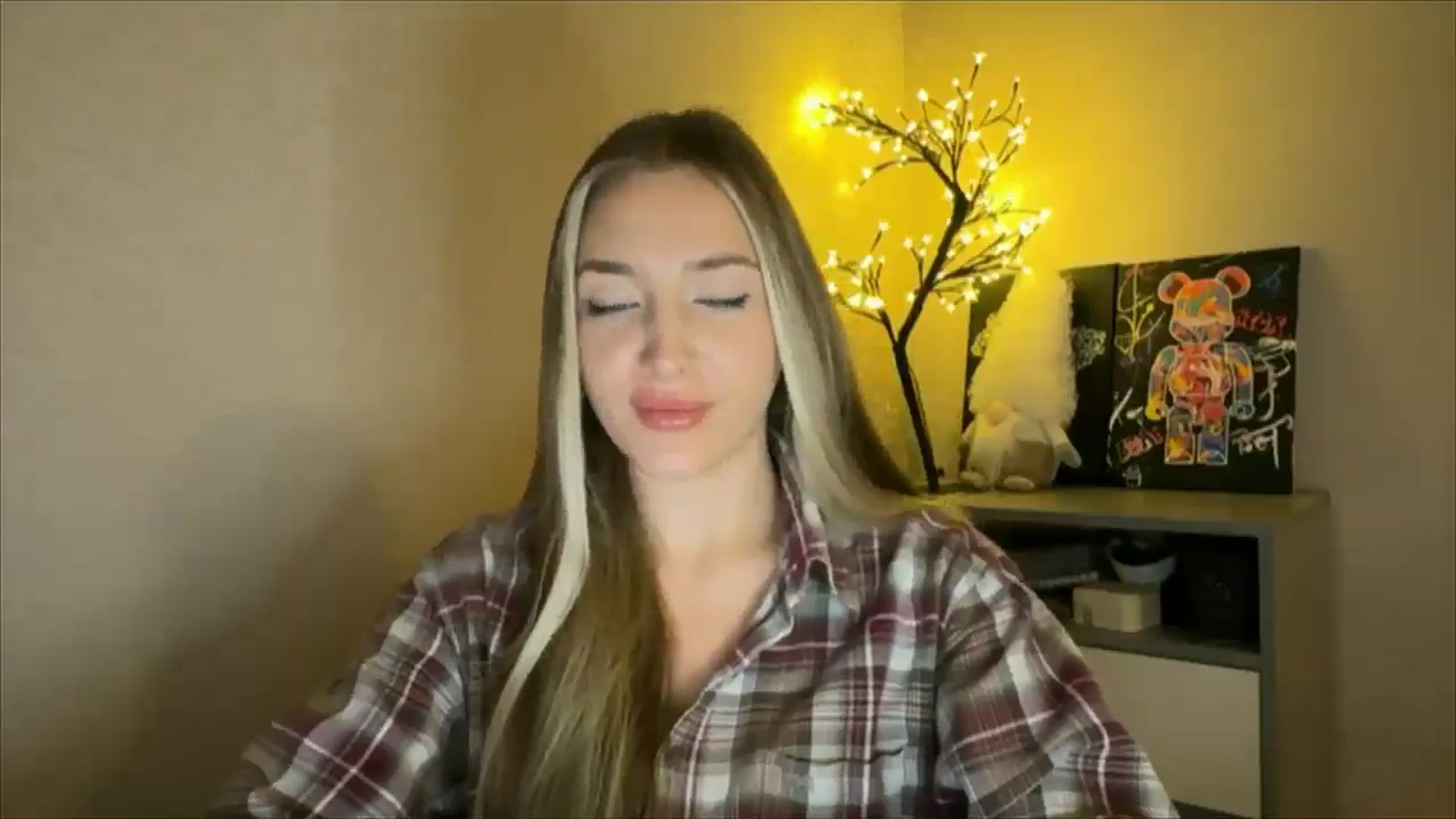 Gallery image thumbnail from My_Diana's myfreecams stream on, 11/29/2024, 21:02 image 18 of 20