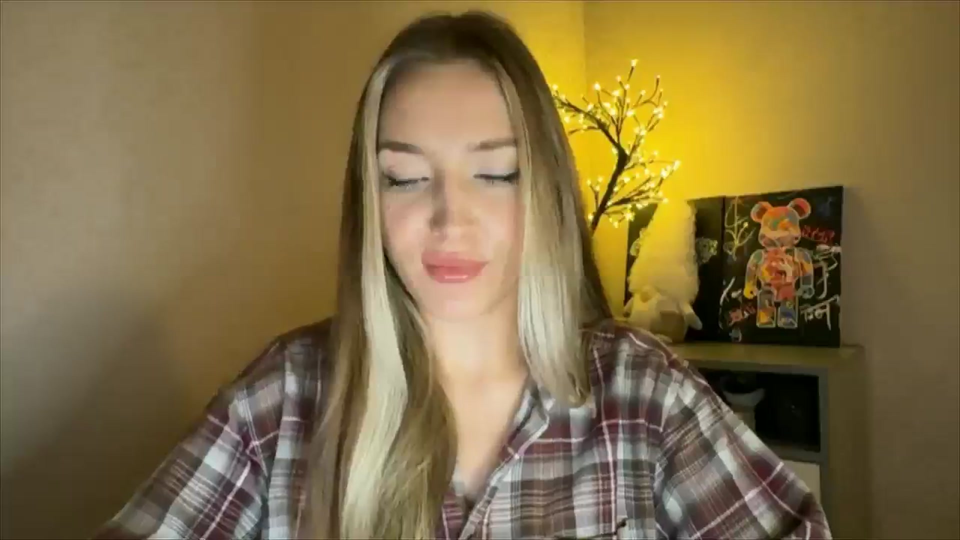 Gallery image thumbnail from My_Diana's myfreecams stream on, 11/29/2024, 21:02 image 9 of 20