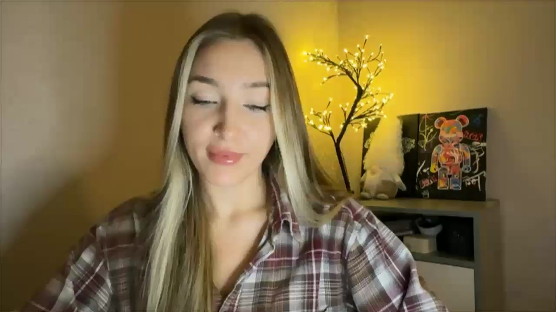Gallery image thumbnail from My_Diana's myfreecams stream on, 11/29/2024, 21:02 image 6 of 20