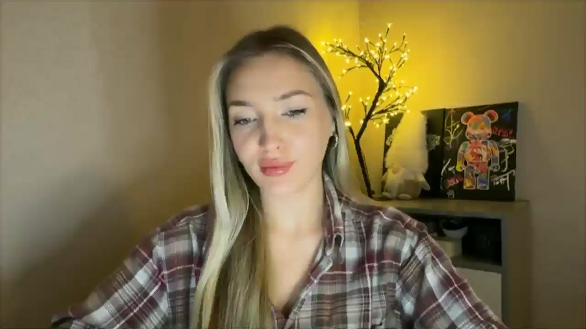 Gallery image thumbnail from My_Diana's myfreecams stream on, 11/29/2024, 21:02 image 2 of 20