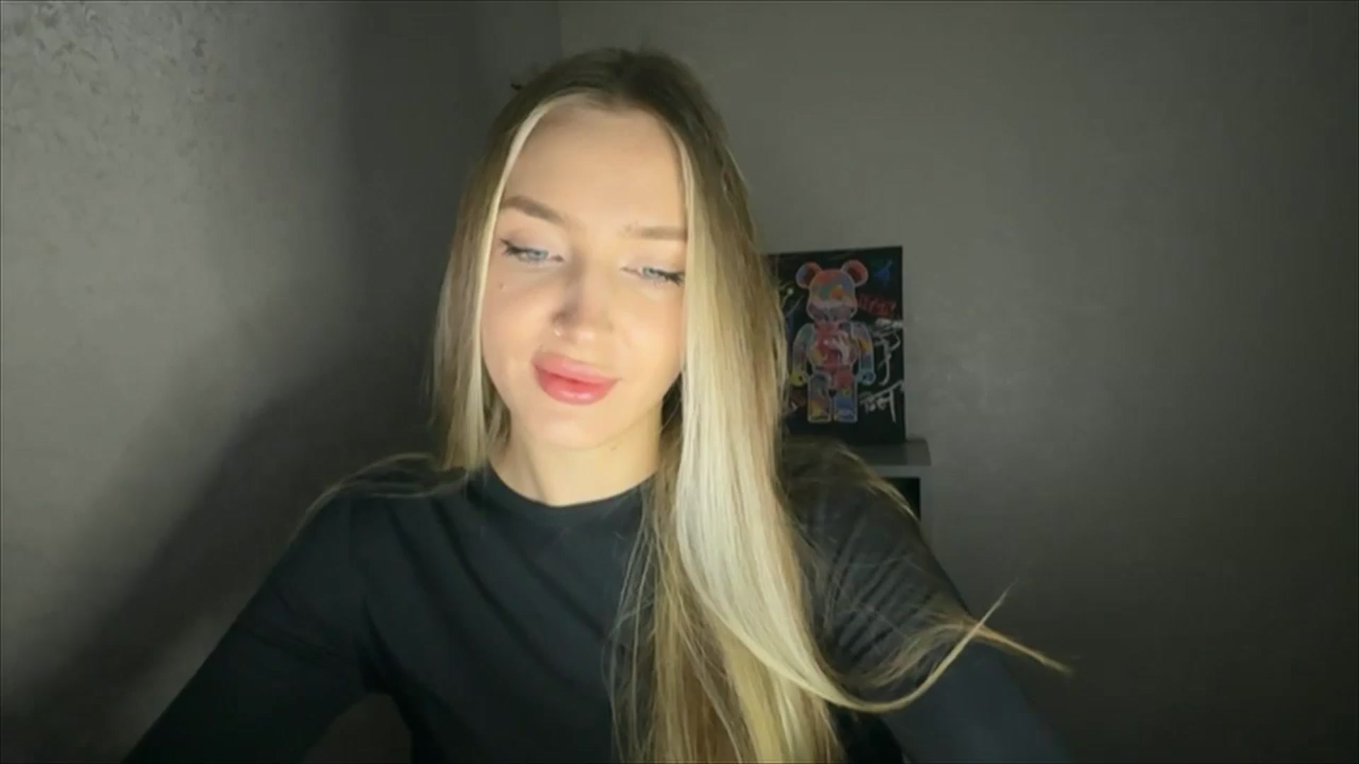 Gallery image thumbnail from My_Diana's myfreecams stream on, 11/30/2024, 16:02 image 17 of 20