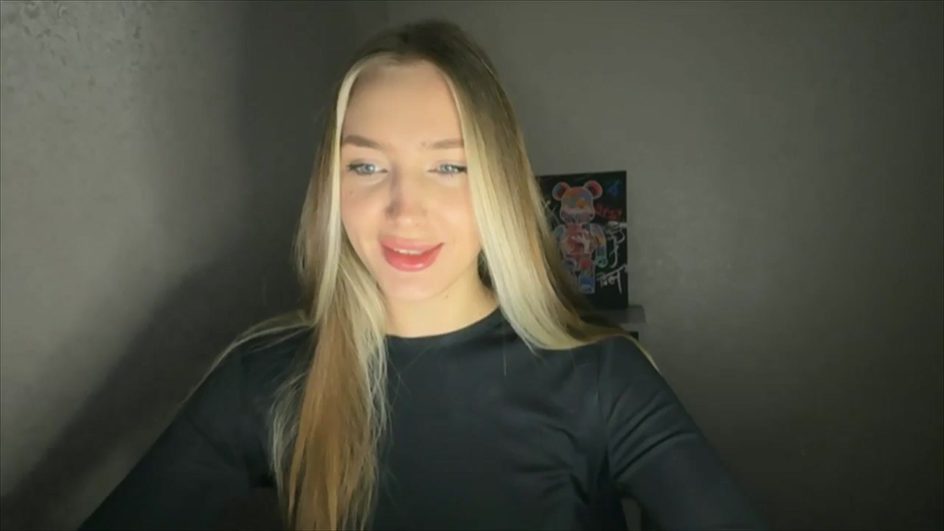 Gallery image thumbnail from My_Diana's myfreecams stream on, 11/30/2024, 16:02 image 14 of 20