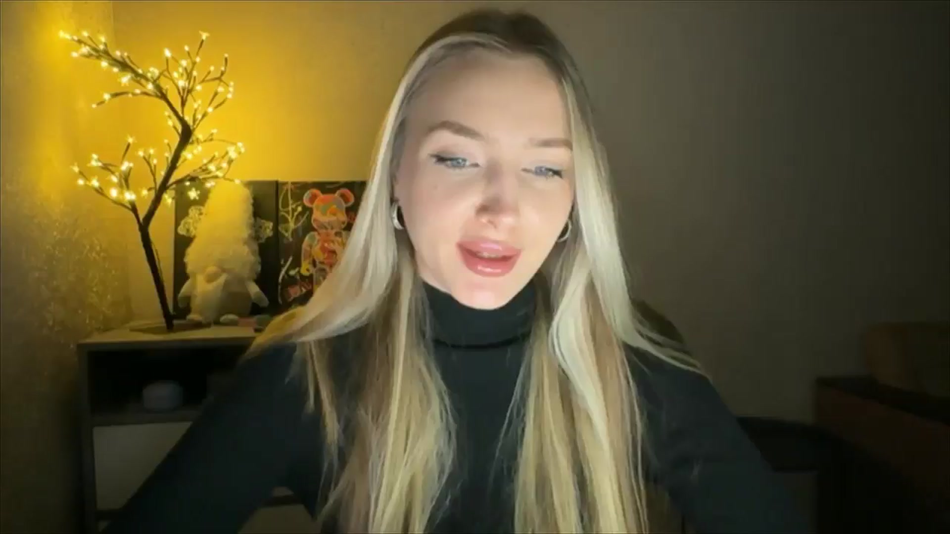 Gallery image thumbnail from My_Diana's myfreecams stream on, 11/30/2024, 22:29 image 1 of 20