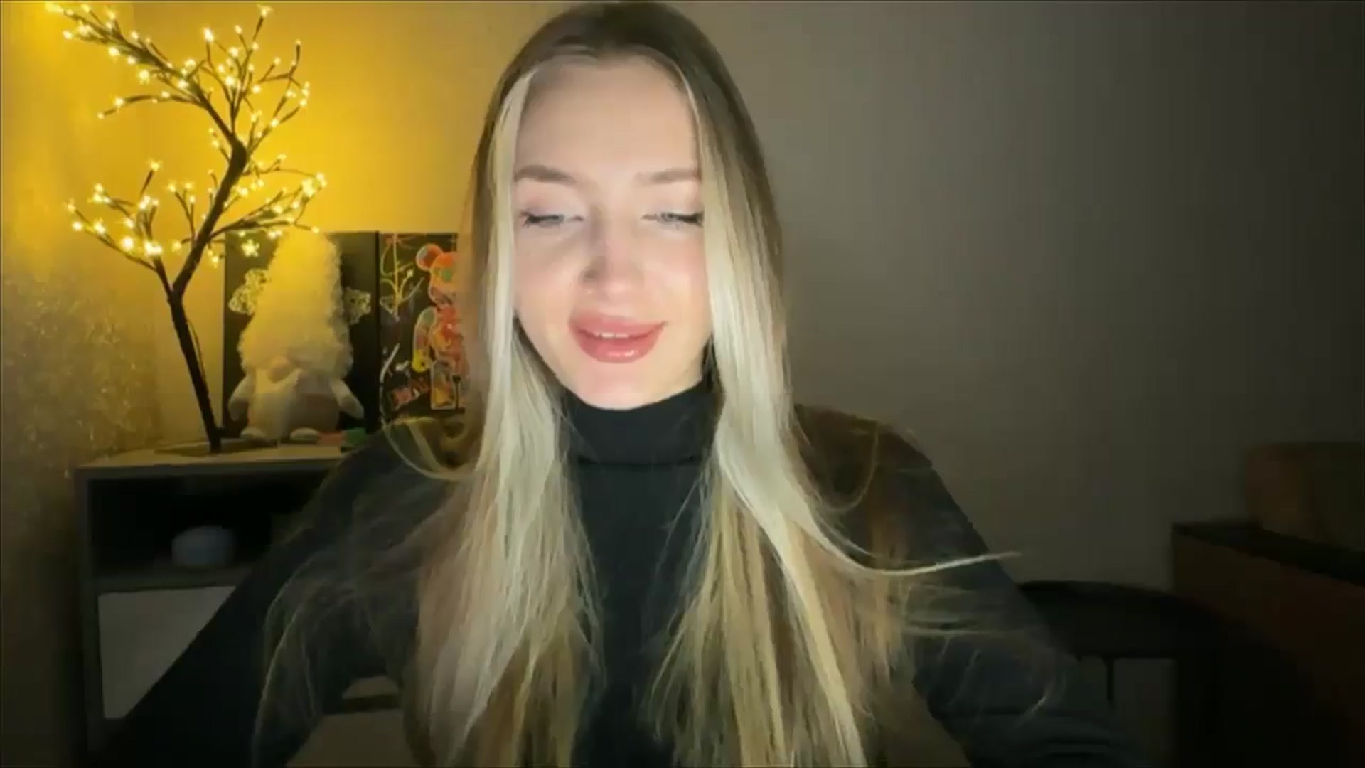 Gallery image thumbnail from My_Diana's myfreecams stream on, 11/30/2024, 22:29 image 20 of 20